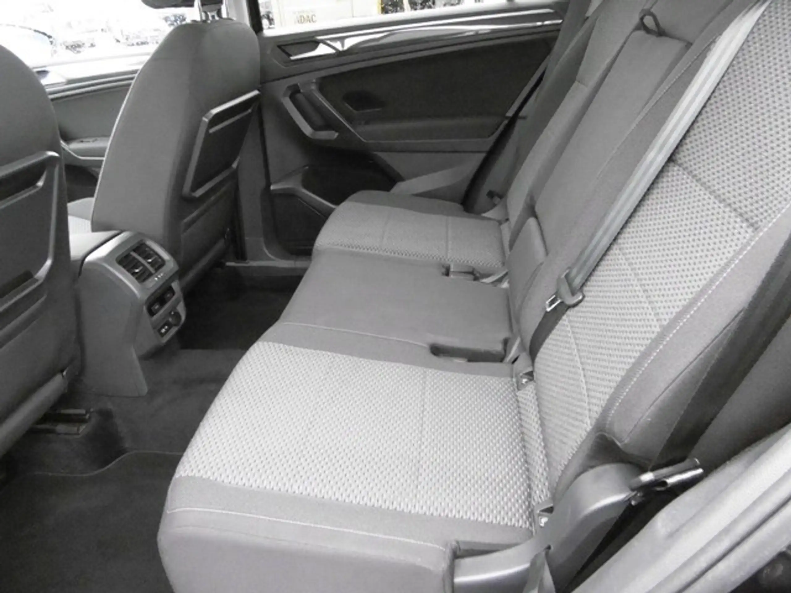 Volkswagen - Tiguan Allspace