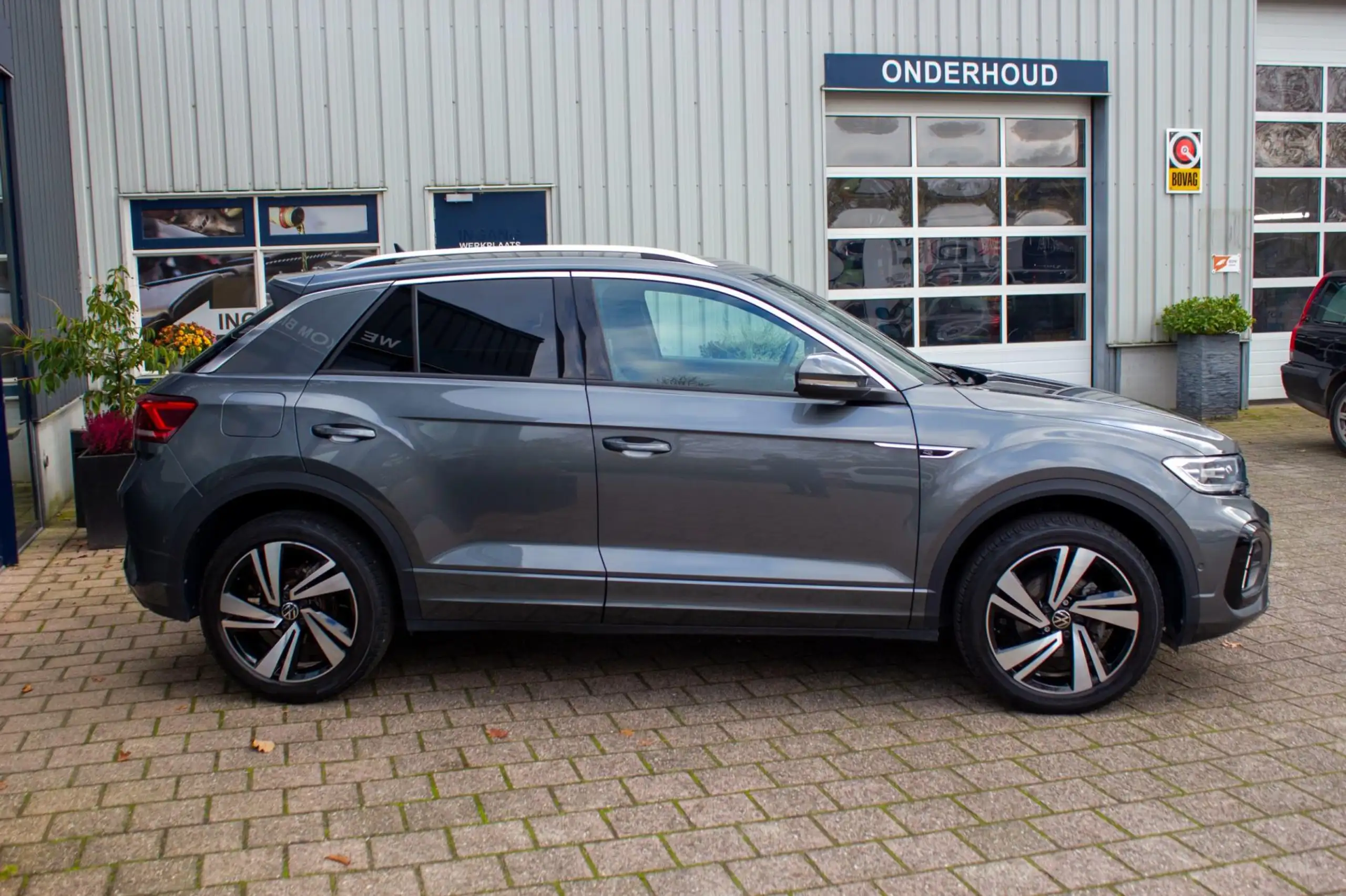 Volkswagen - T-Roc