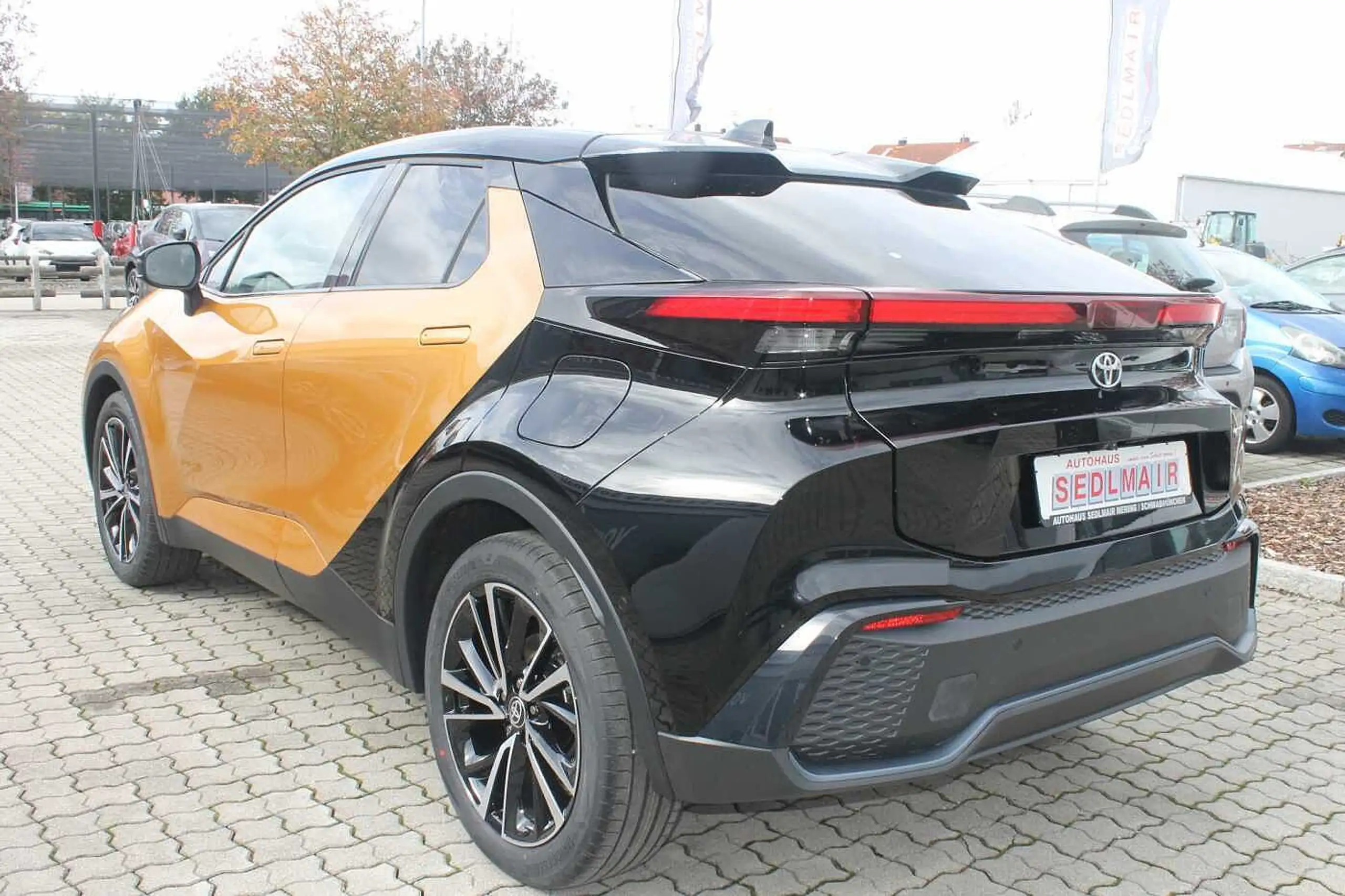 Toyota - C-HR