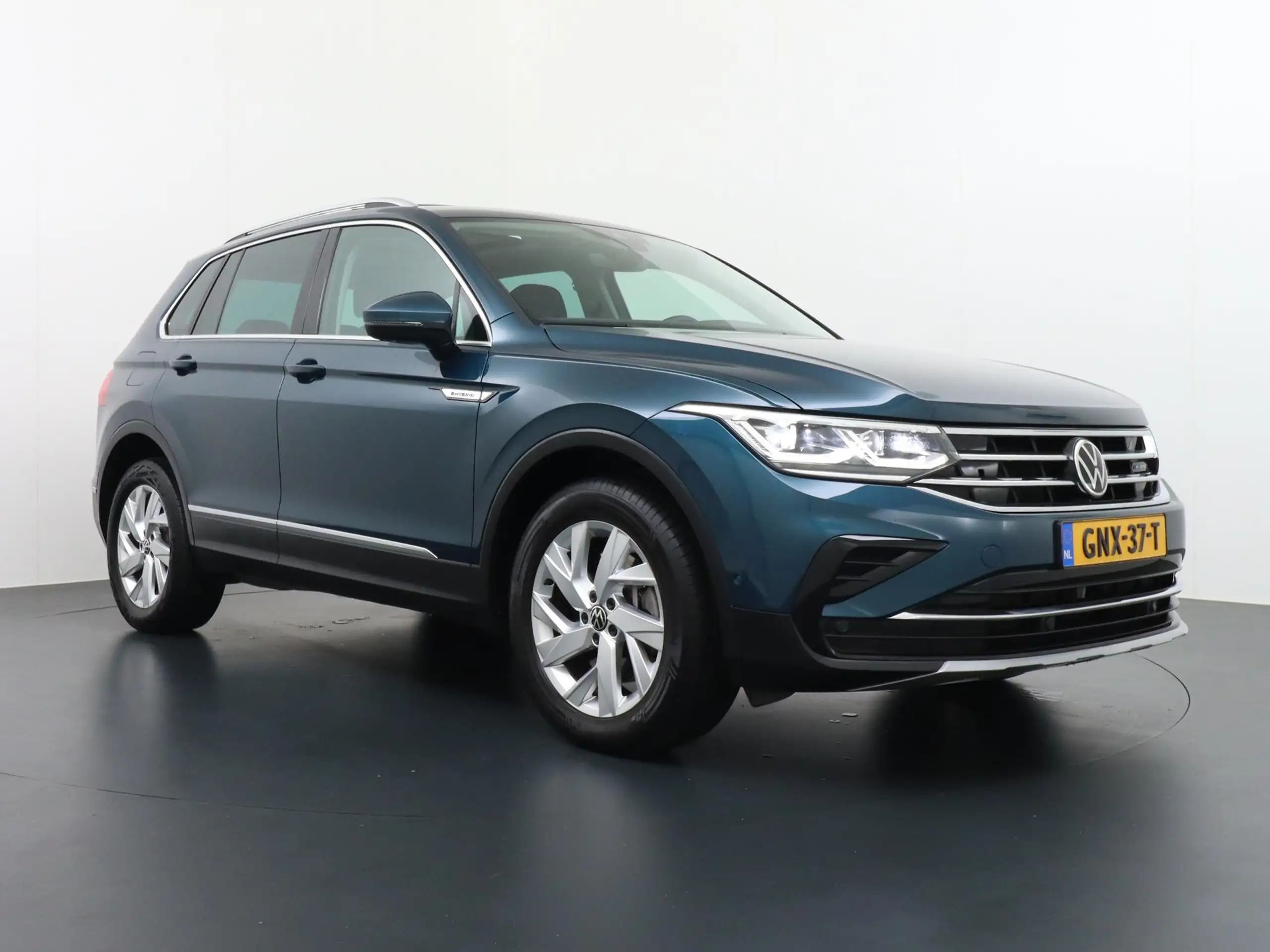 Volkswagen - Tiguan