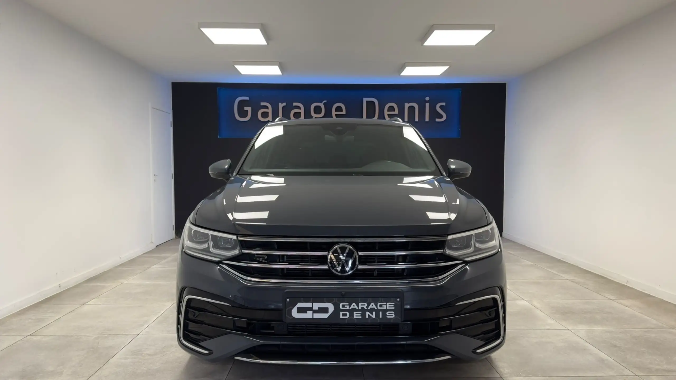 Volkswagen - Tiguan