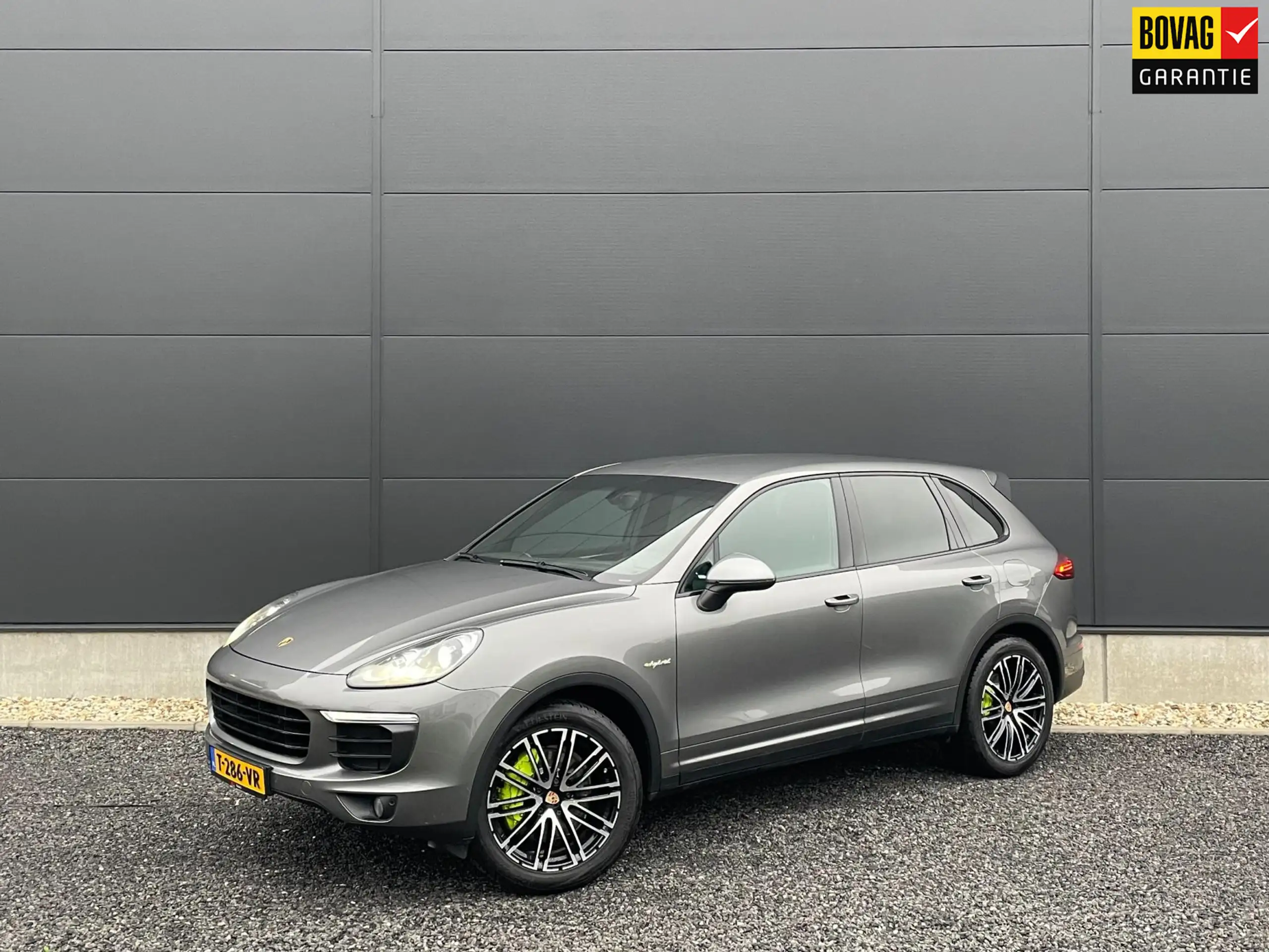 Porsche - Cayenne