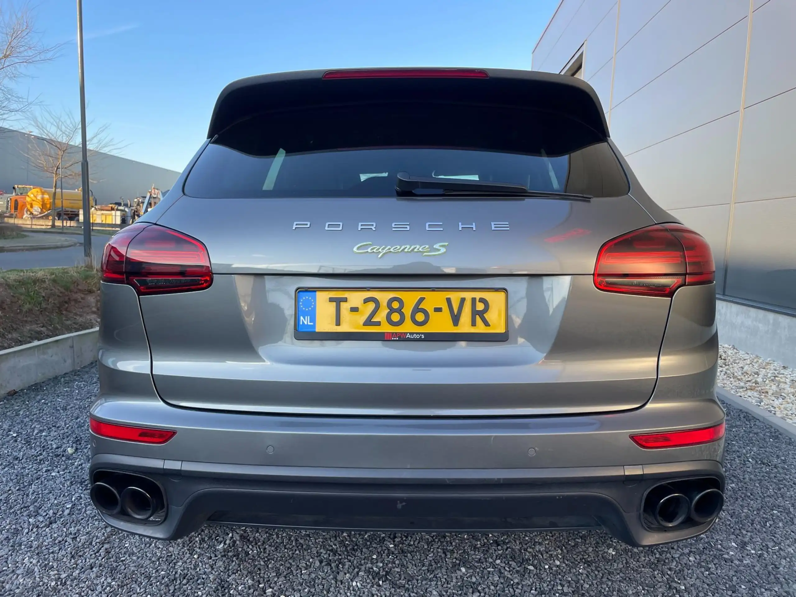 Porsche - Cayenne