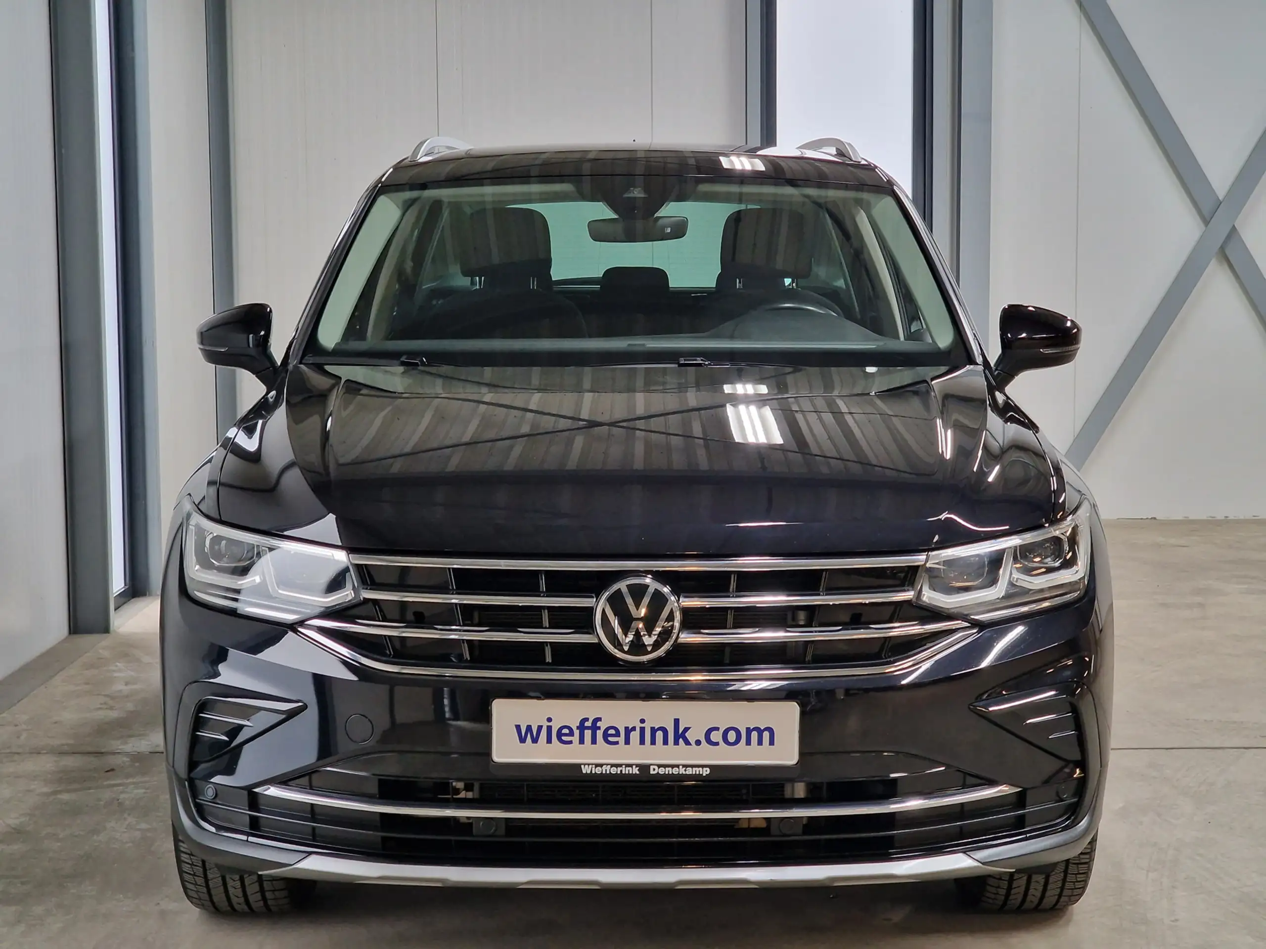 Volkswagen - Tiguan