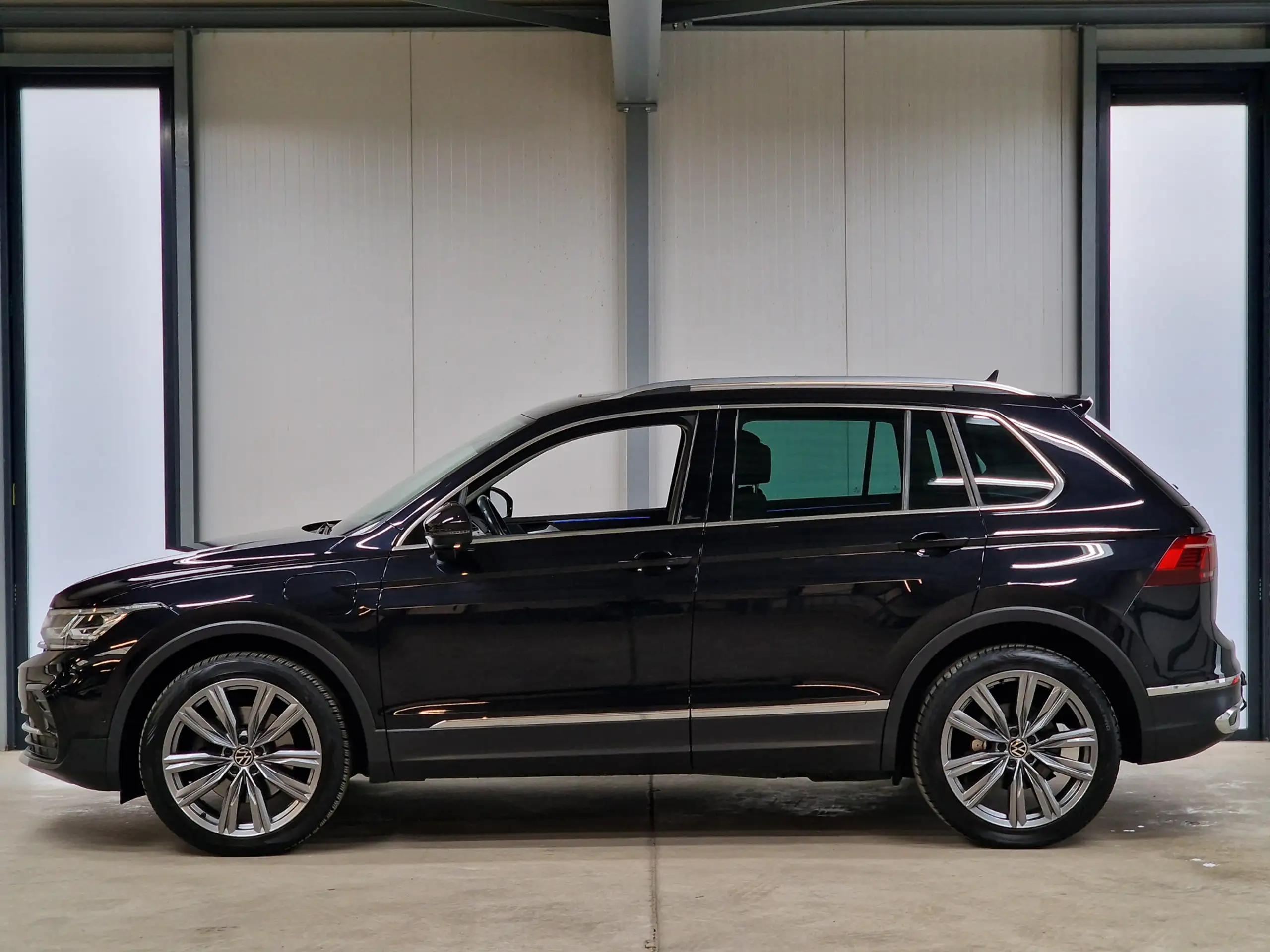 Volkswagen - Tiguan