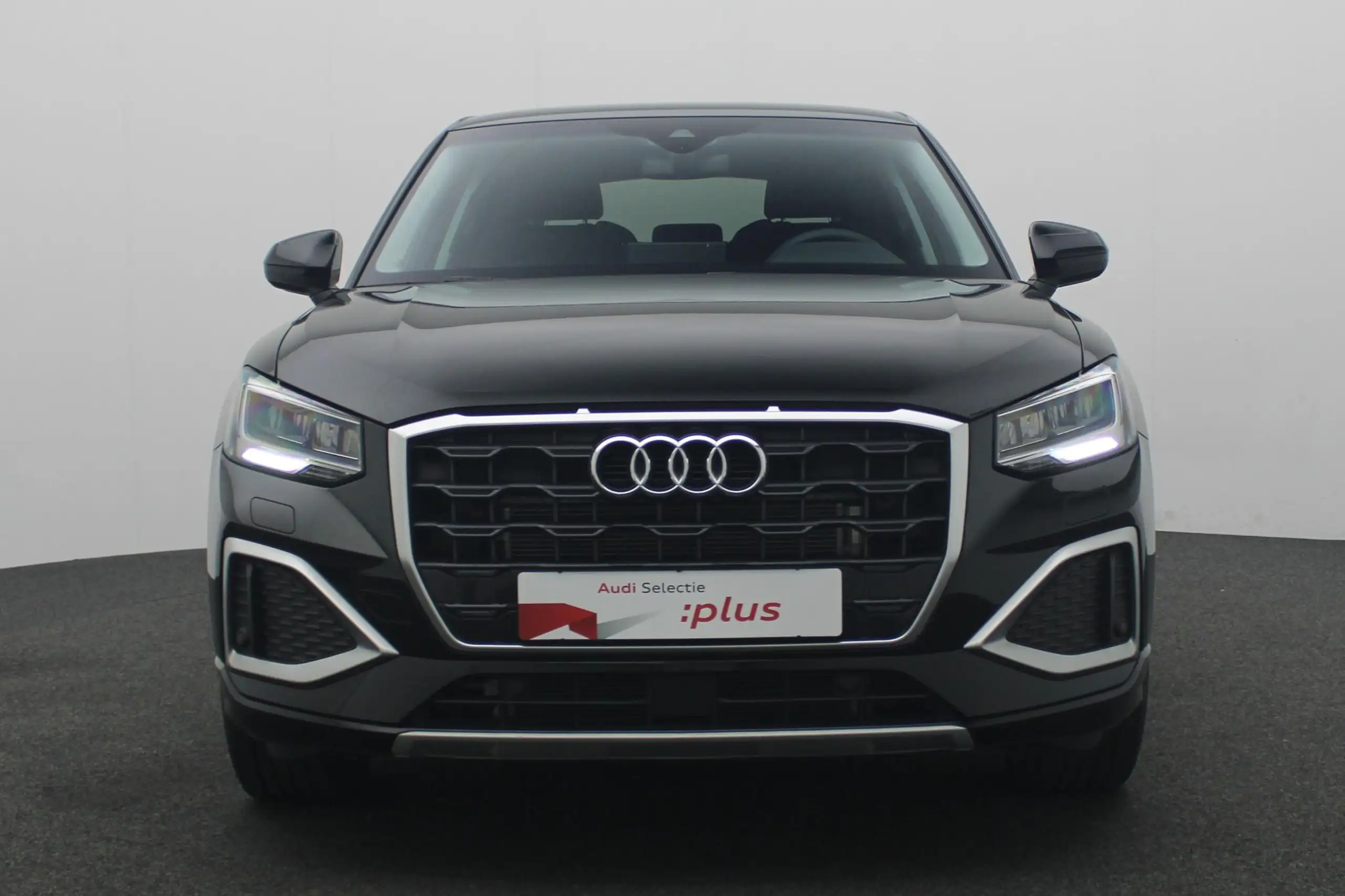 Audi - Q2