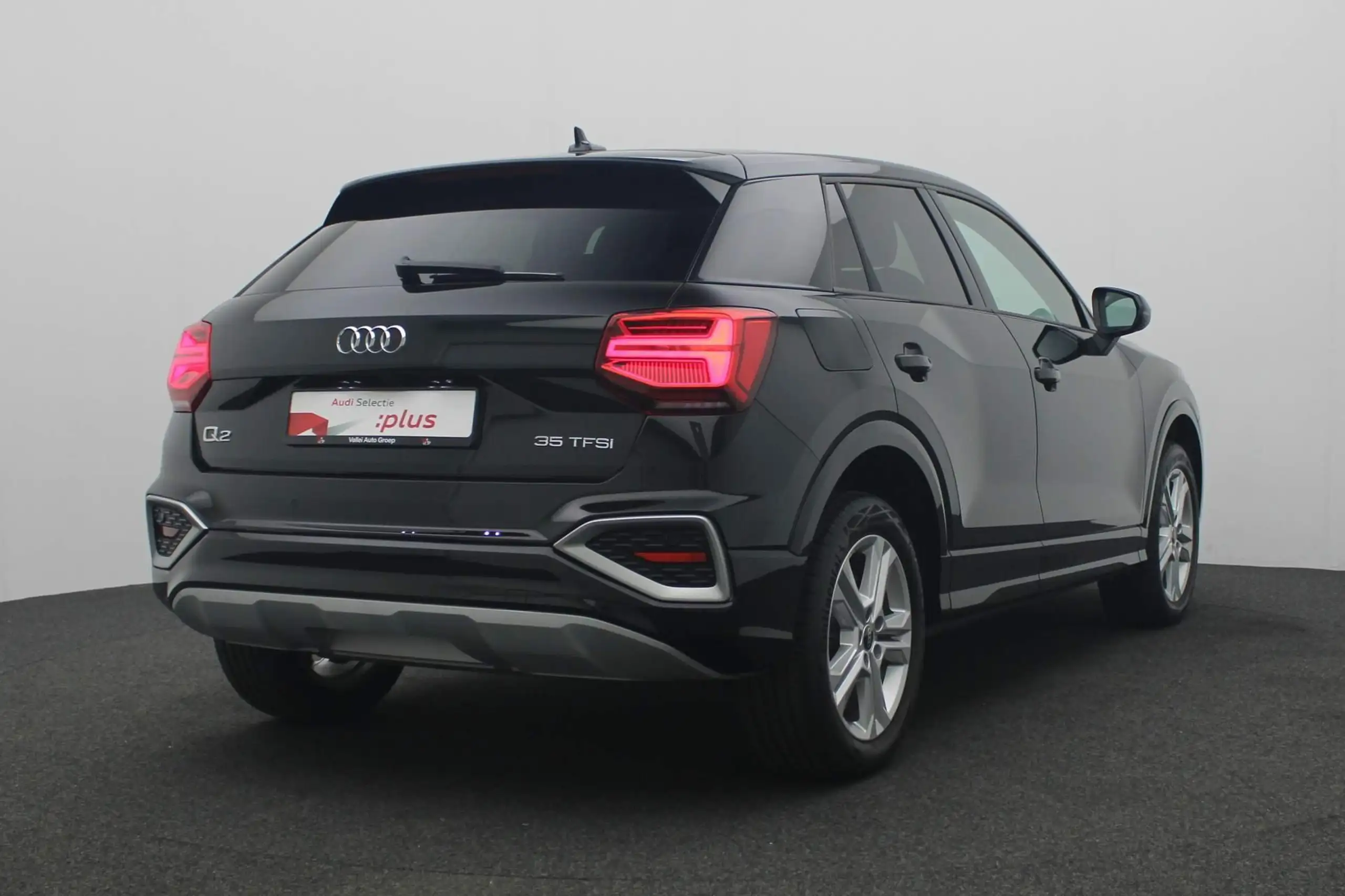 Audi - Q2