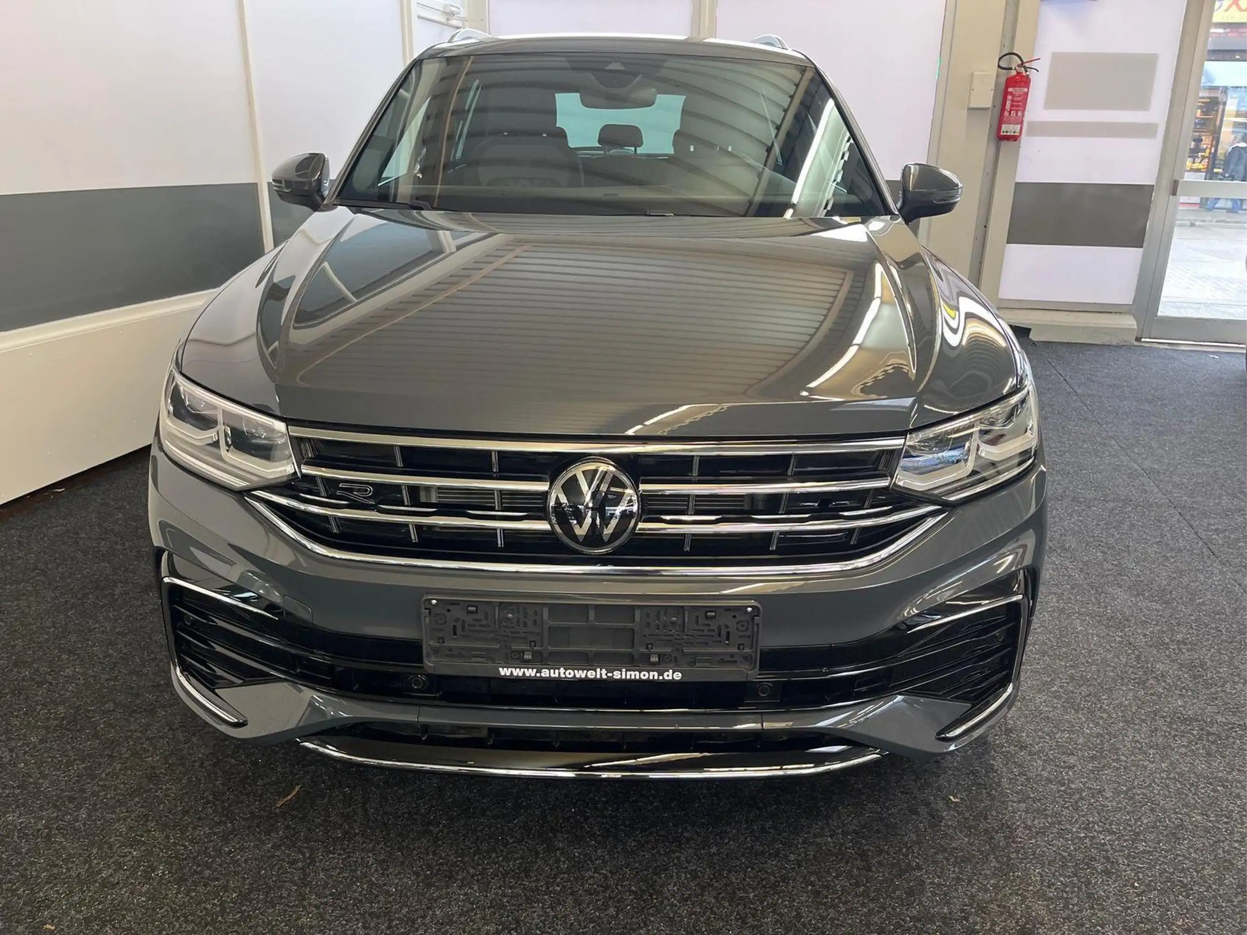 Volkswagen - Tiguan