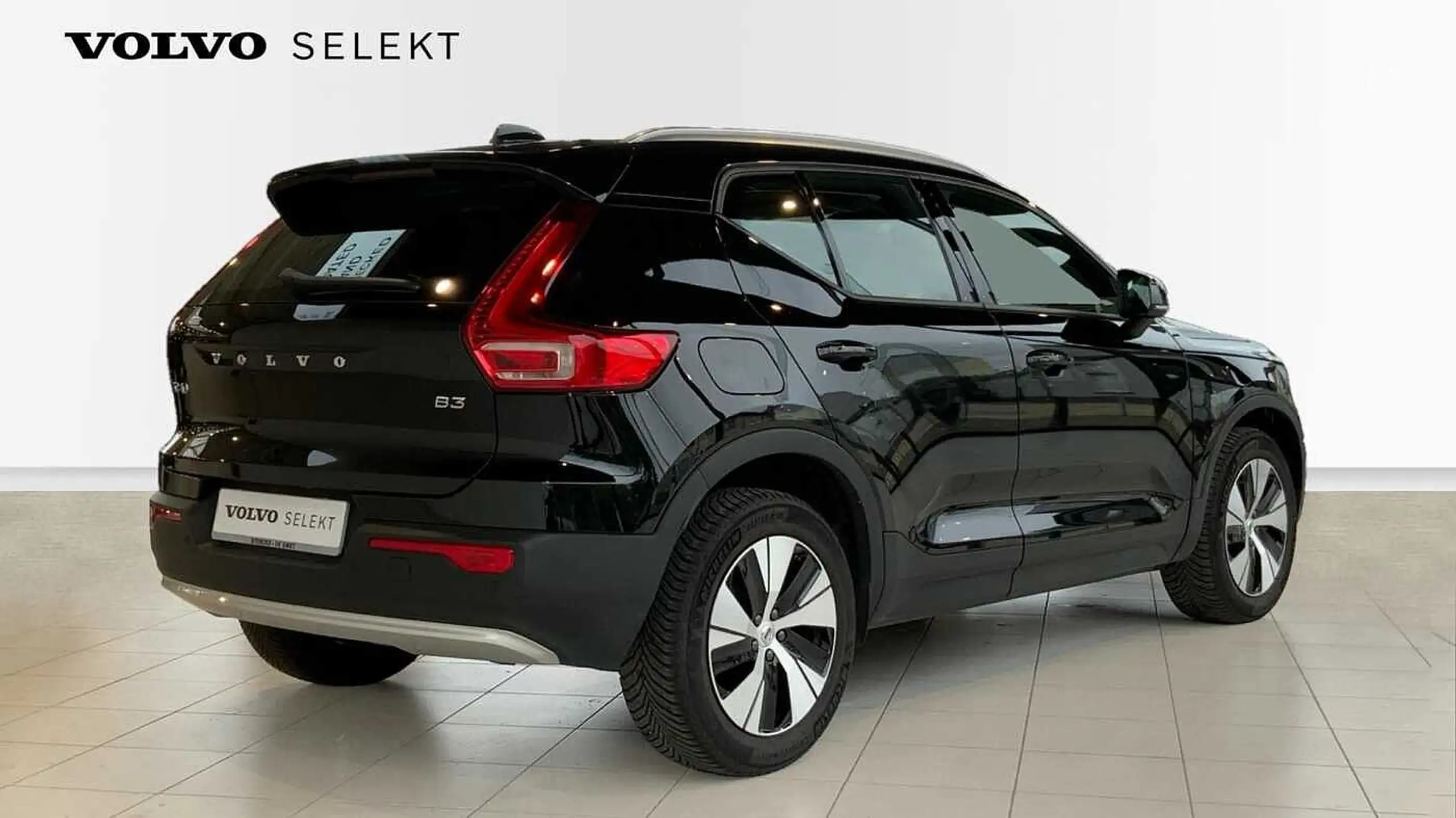 Volvo - XC40