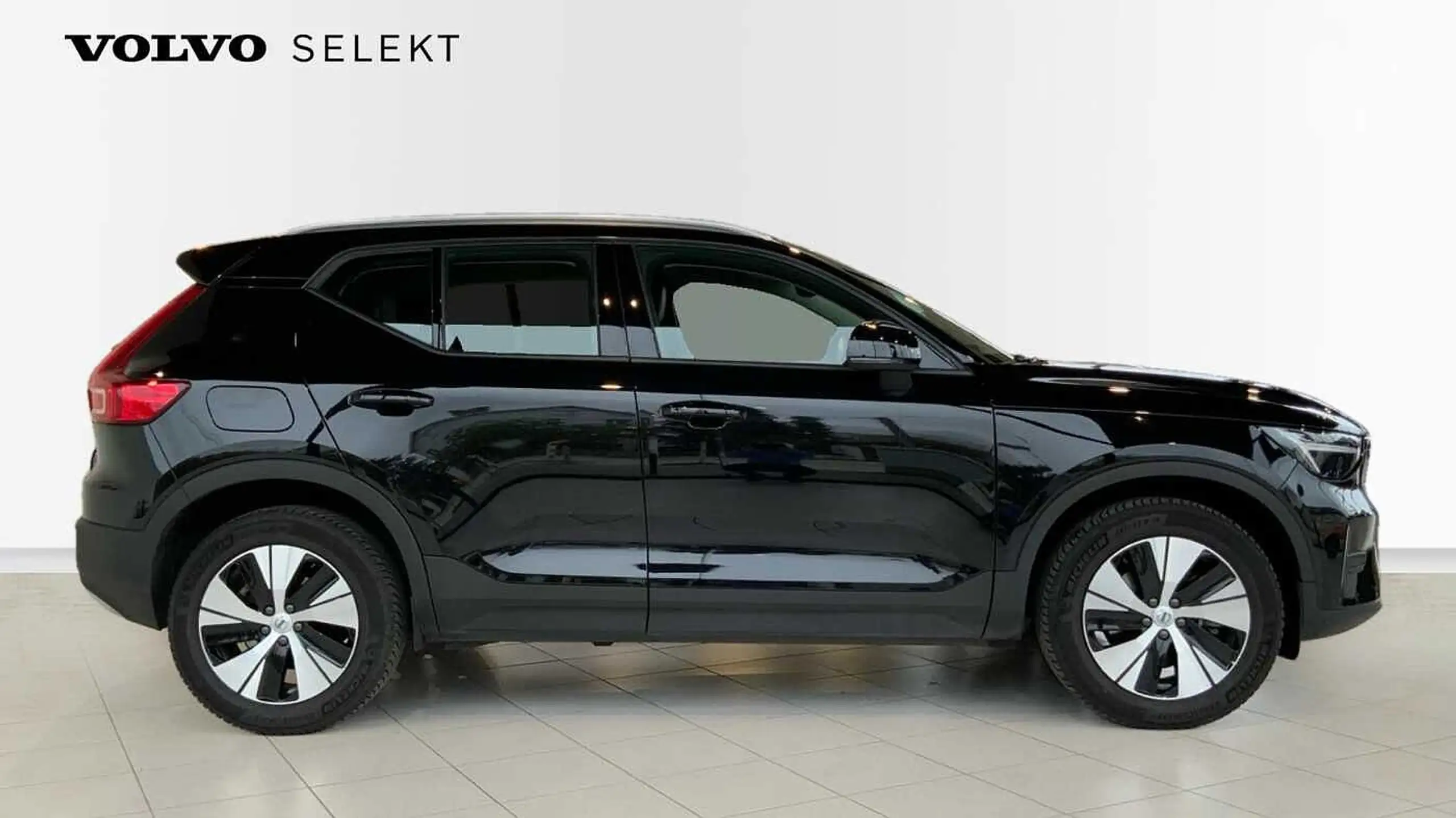 Volvo - XC40