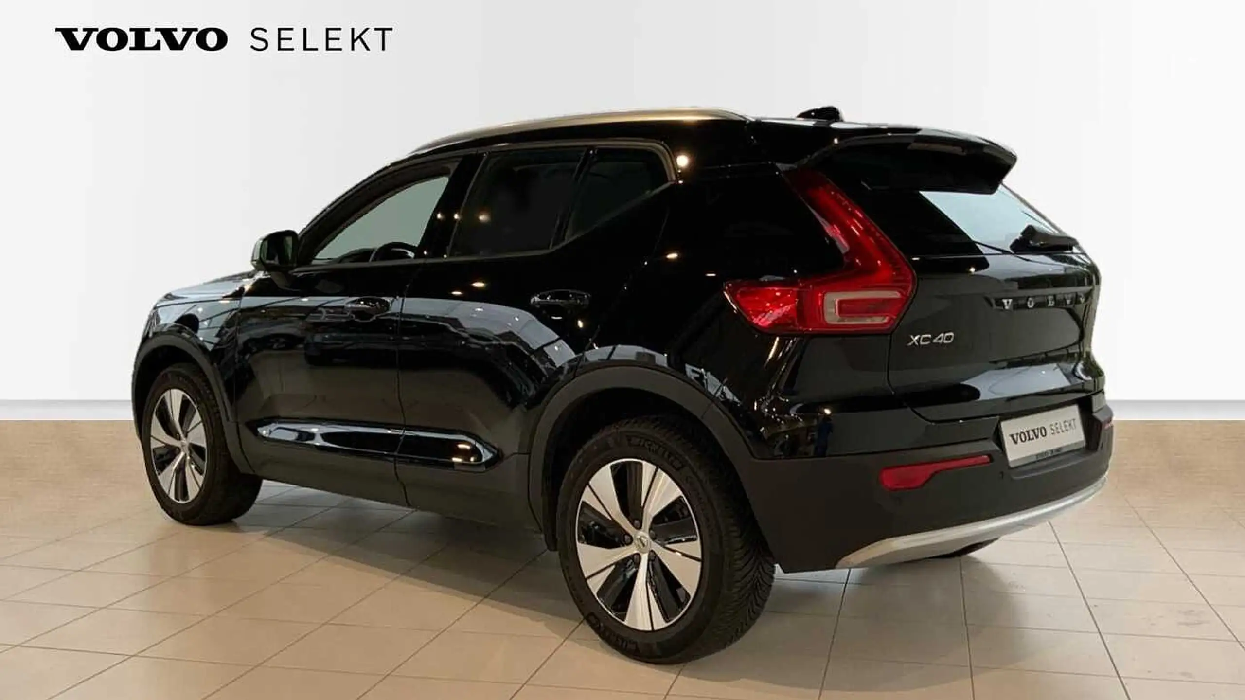 Volvo - XC40