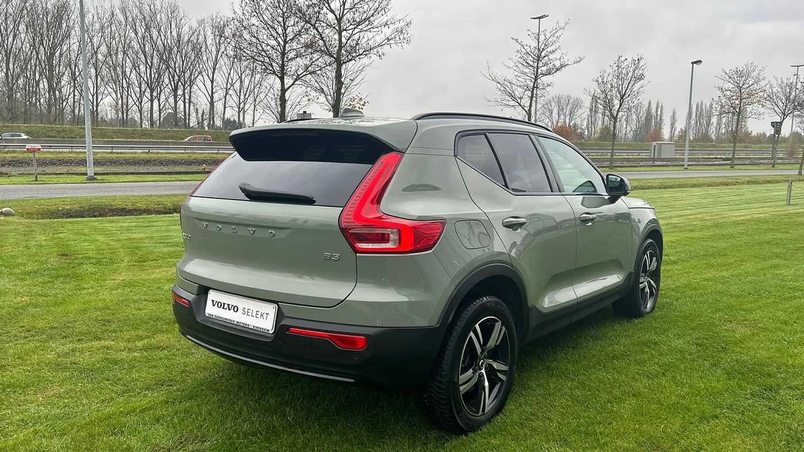 Volvo - XC40