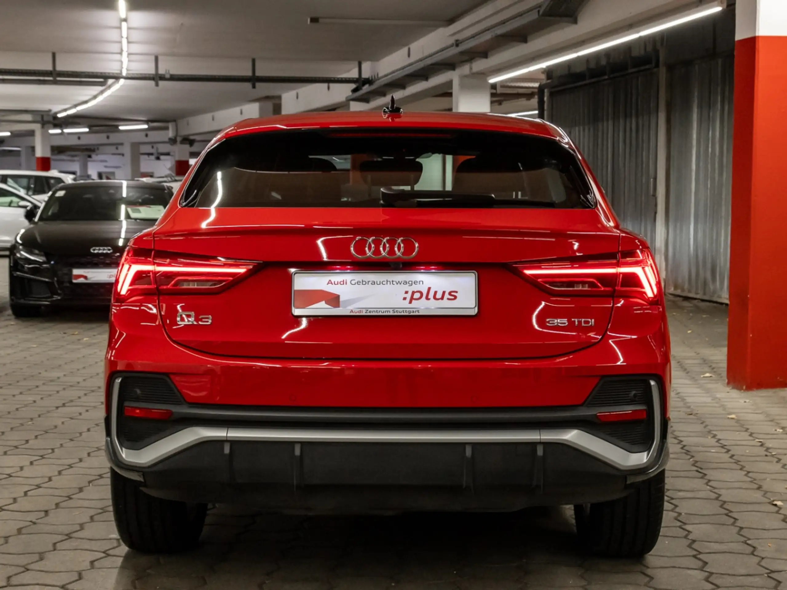 Audi - Q3