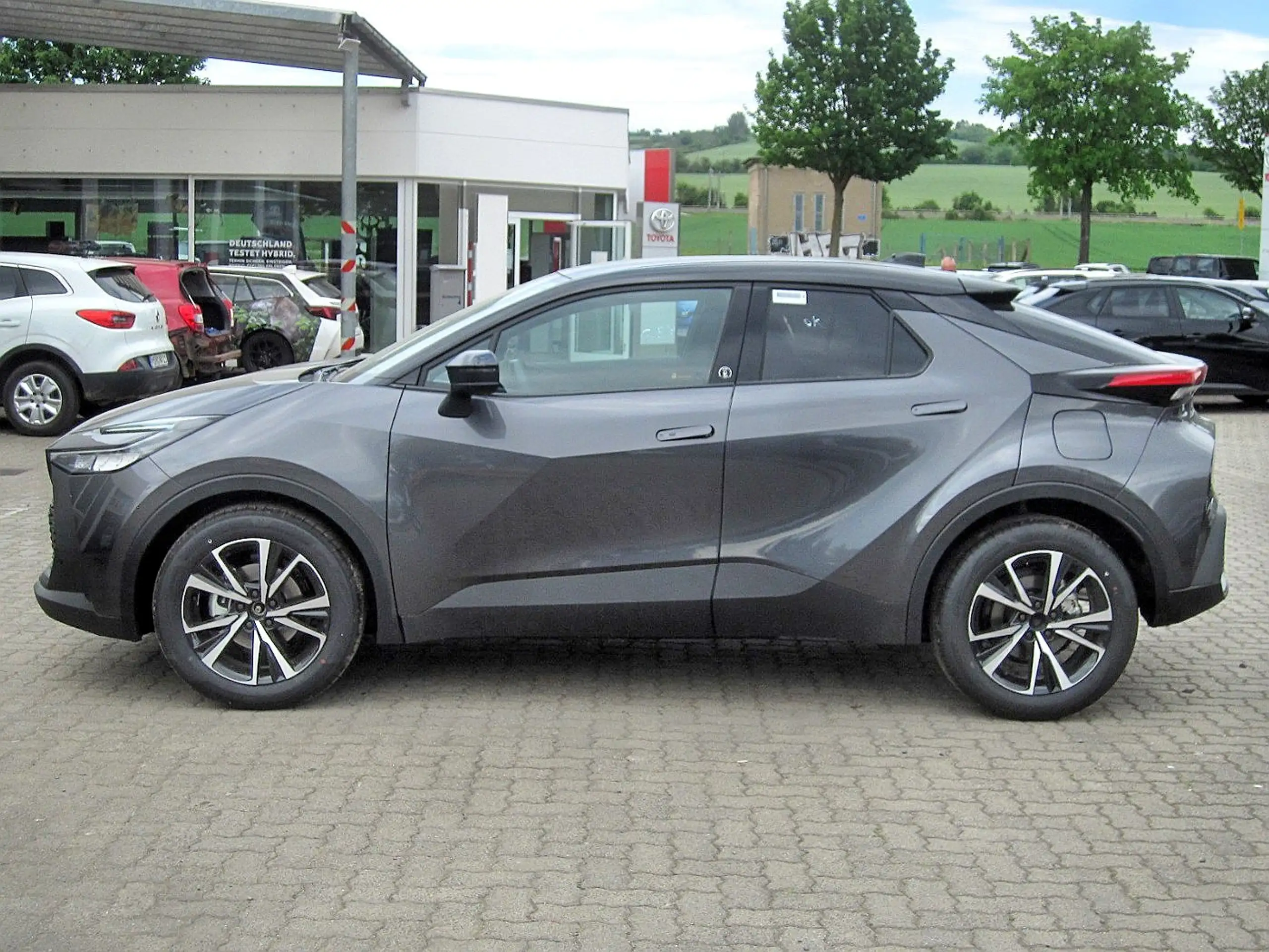 Toyota - C-HR