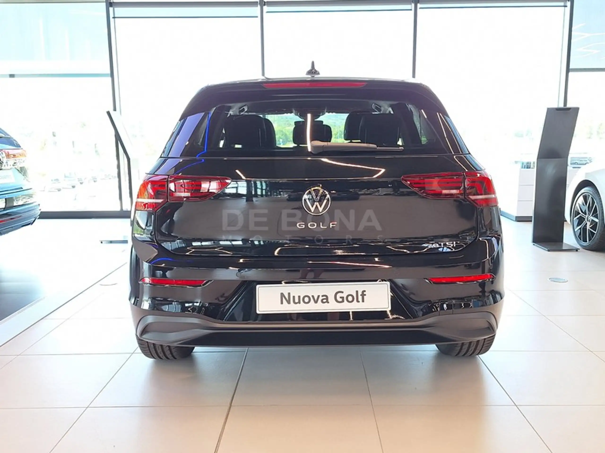 Volkswagen - Golf