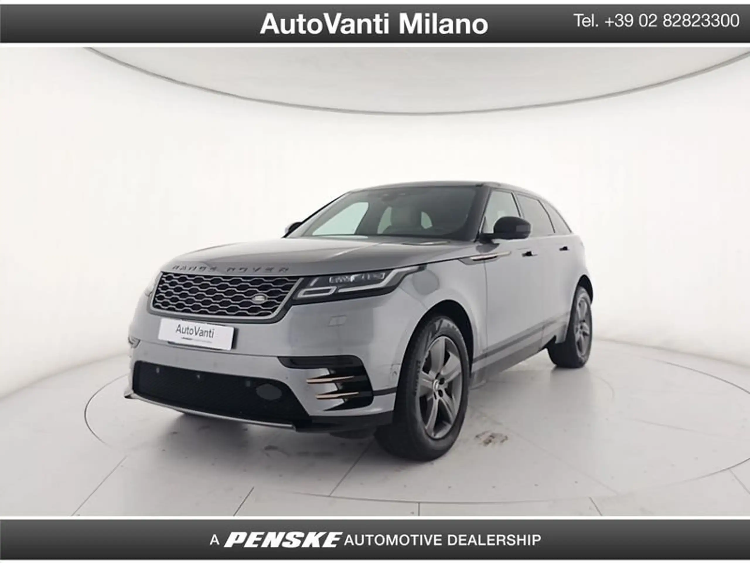 Land Rover - Range Rover Velar