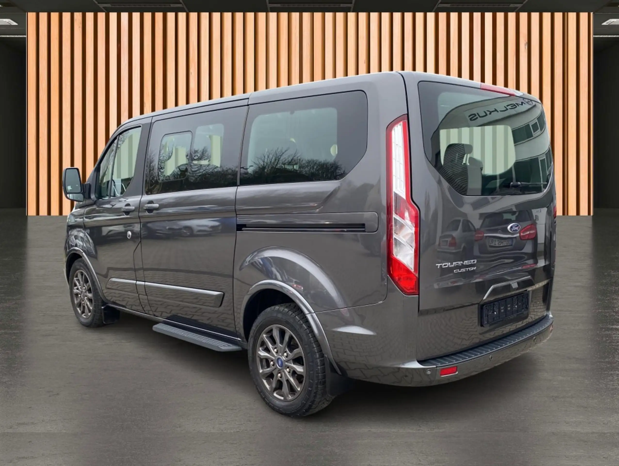 Ford - Tourneo Custom