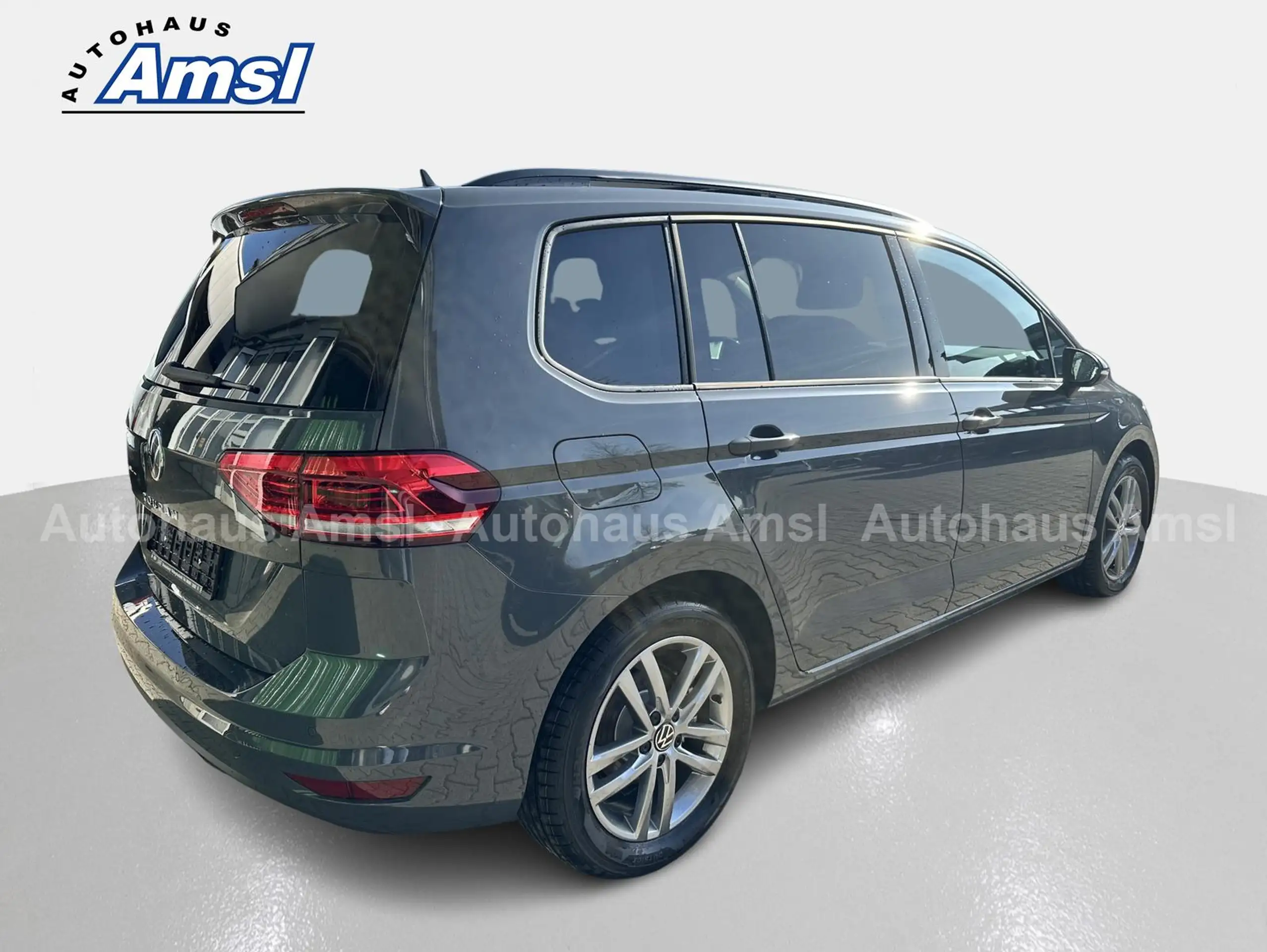 Volkswagen - Touran