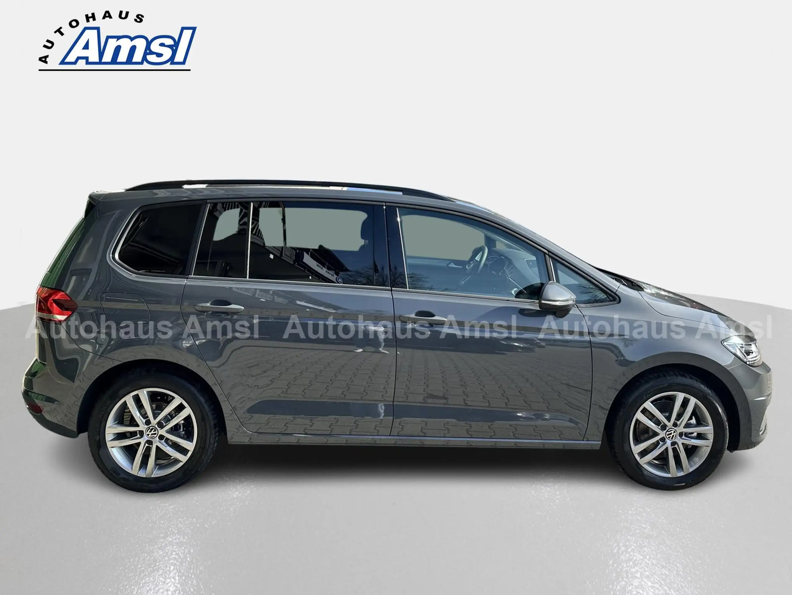 Volkswagen - Touran