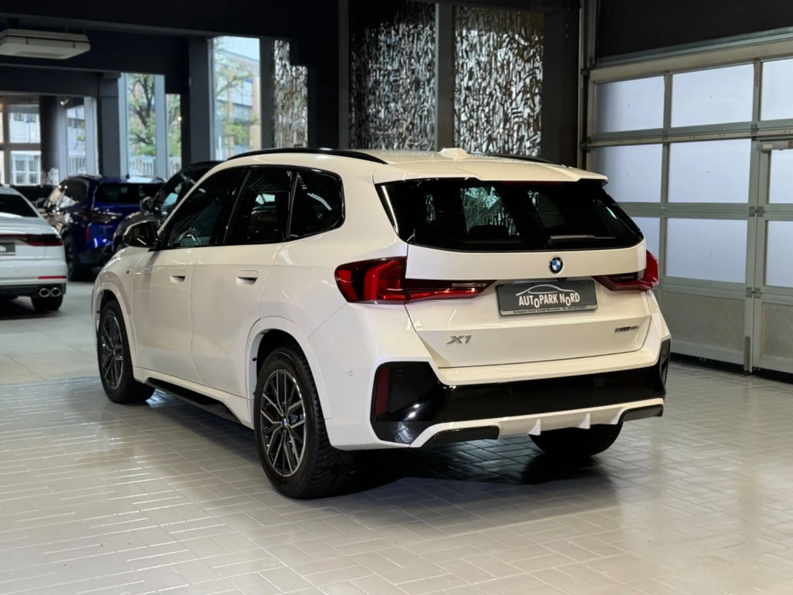 BMW - X1