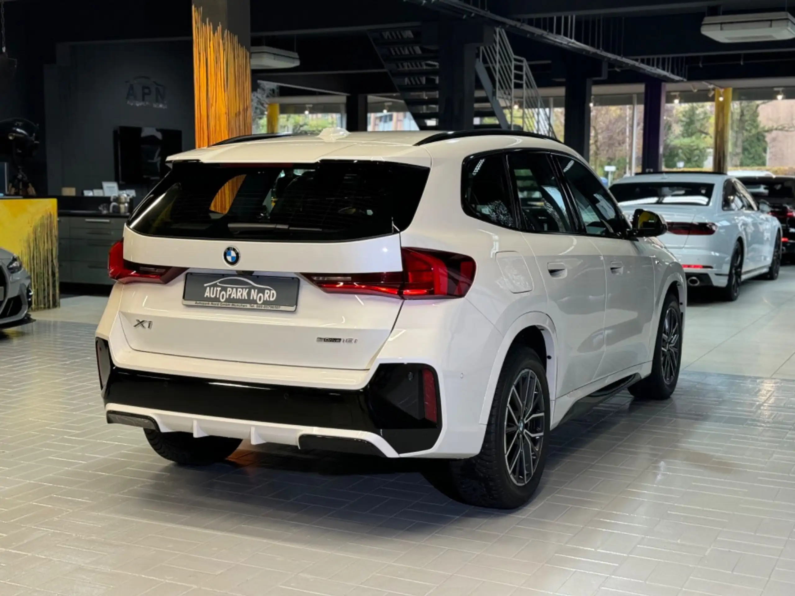 BMW - X1