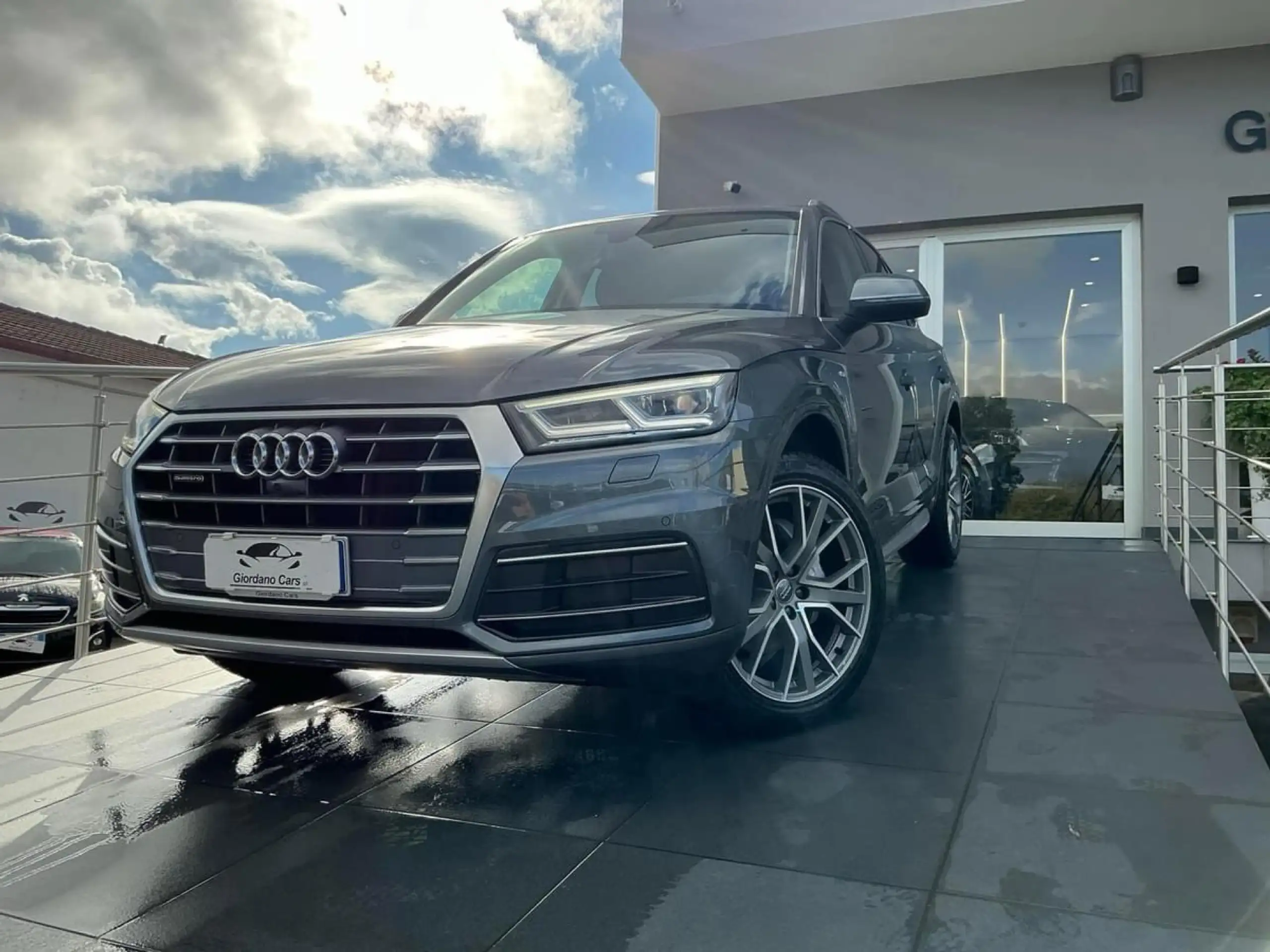 Audi - Q5