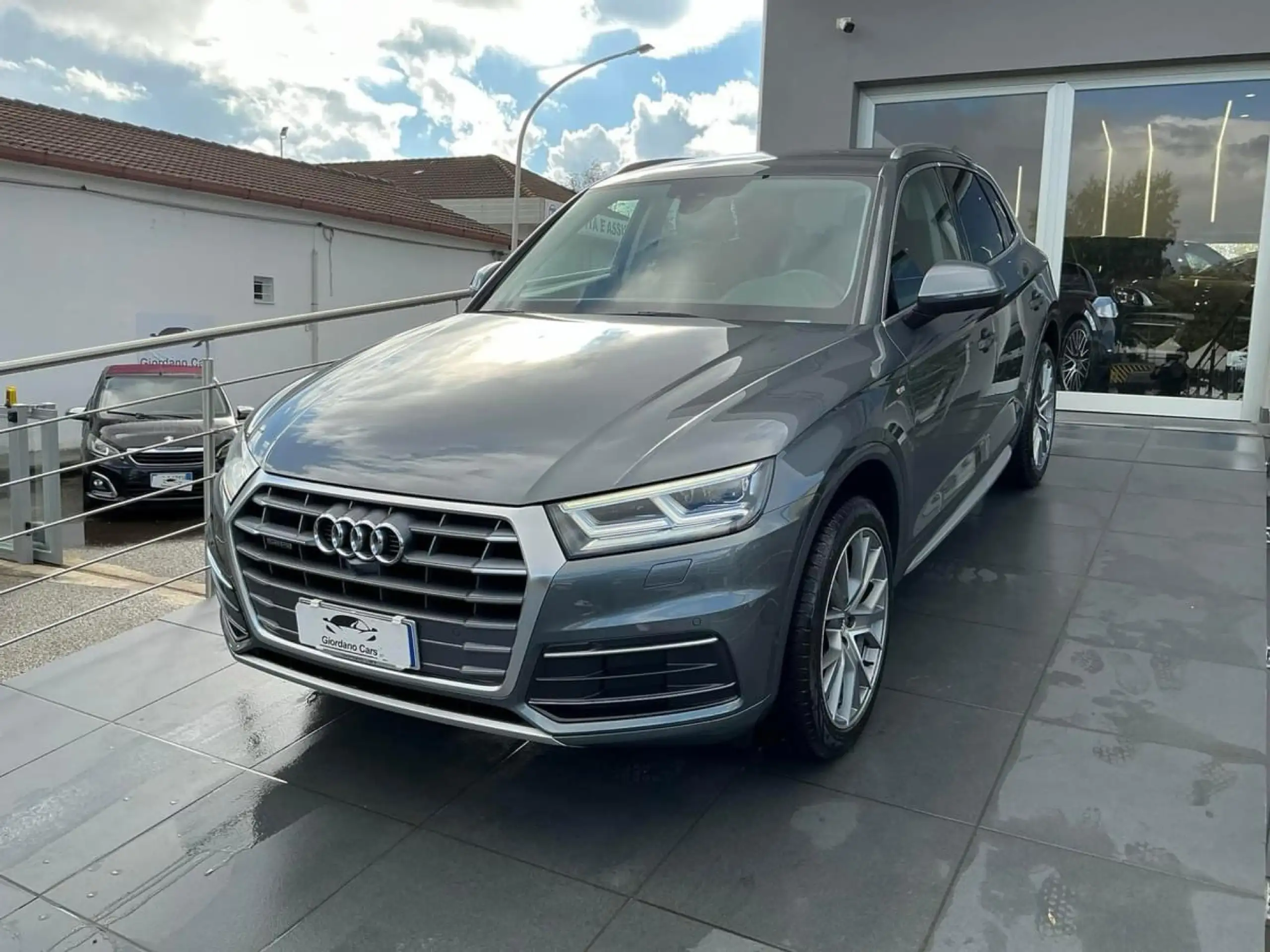 Audi - Q5