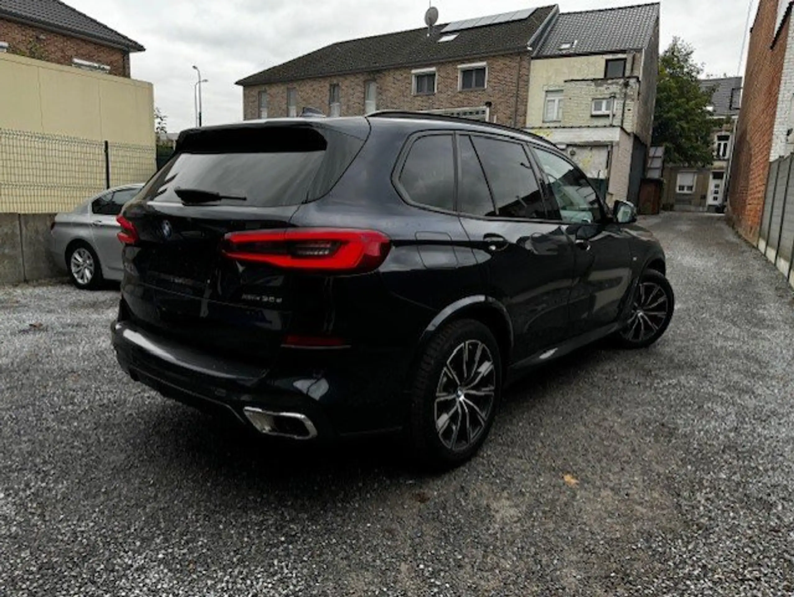 BMW - X5