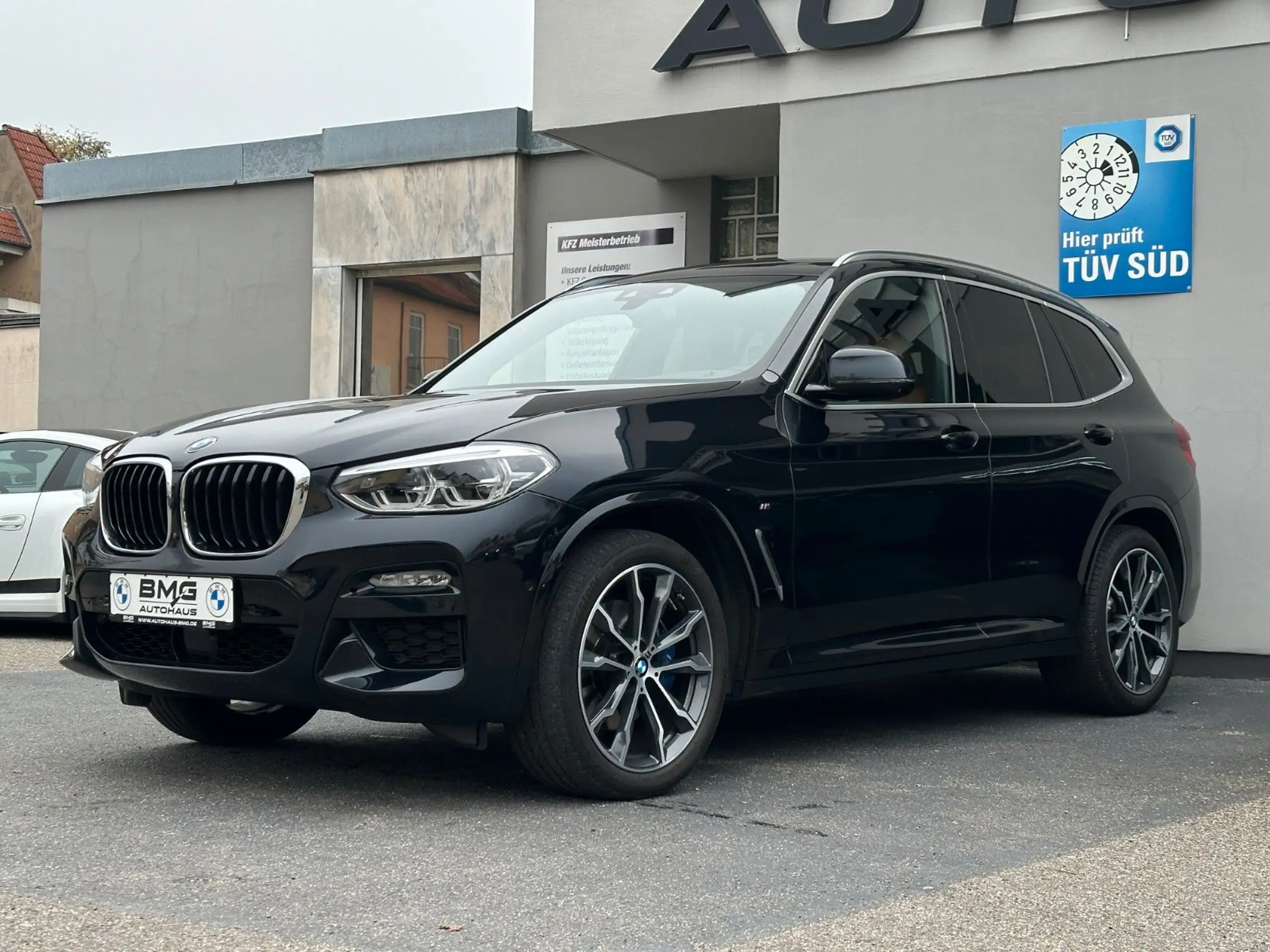 BMW - X3