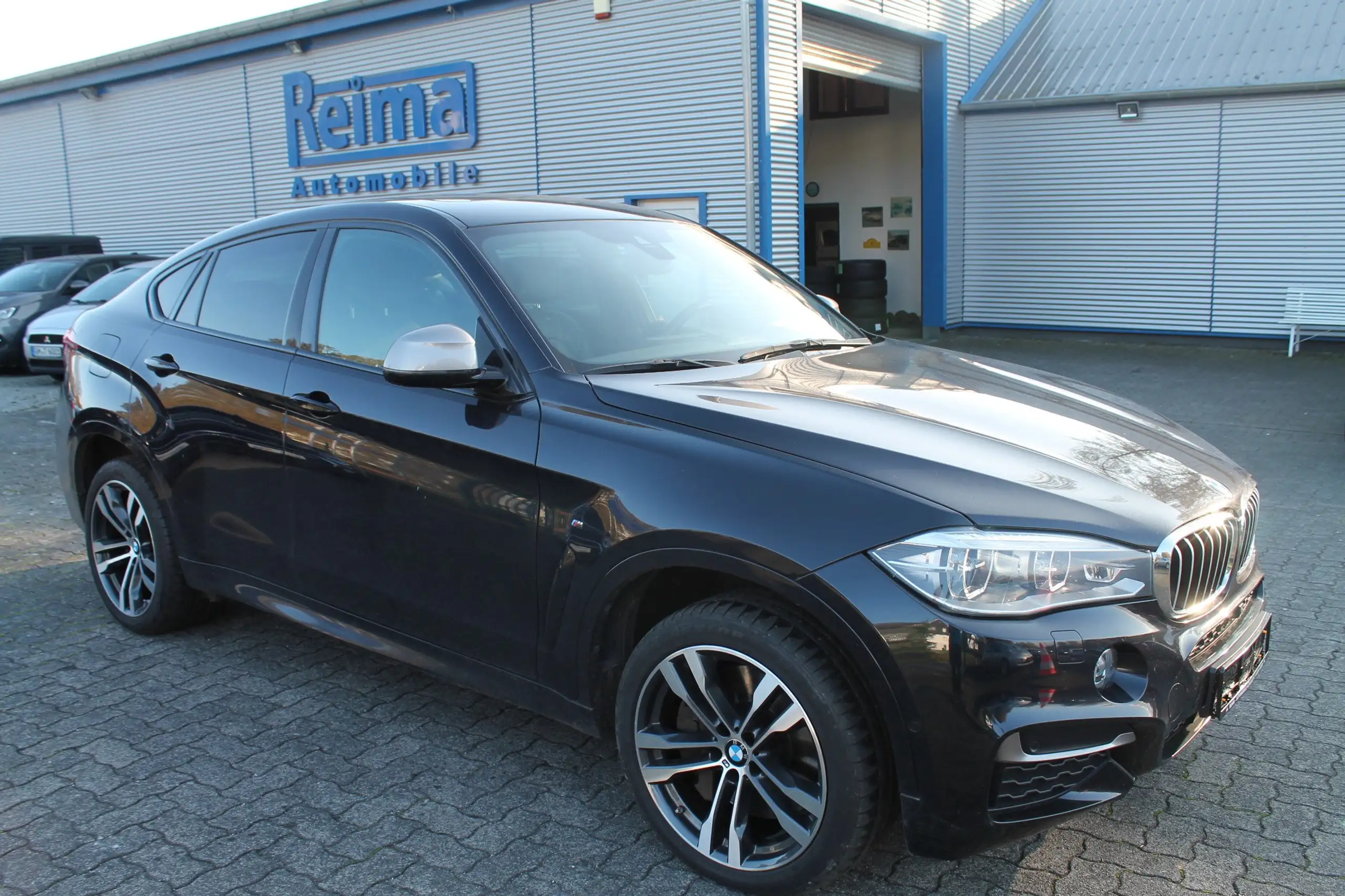 BMW - X6 M