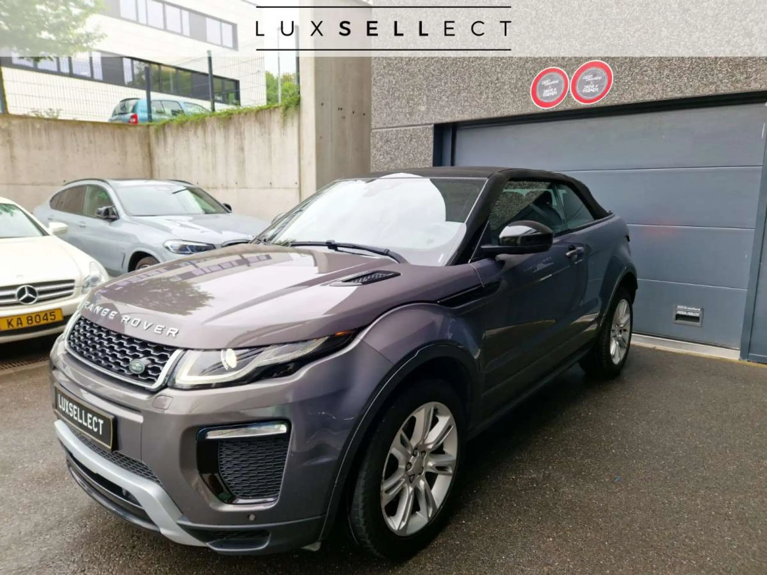 Land Rover - Range Rover Evoque