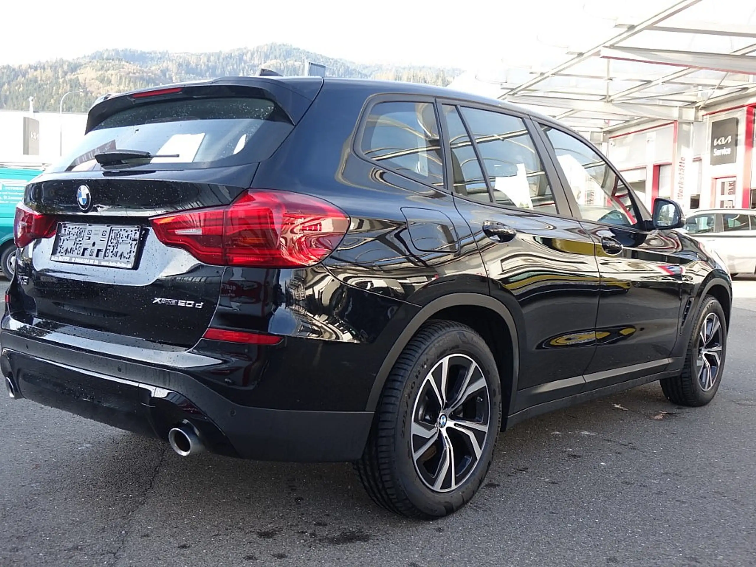 BMW - X3