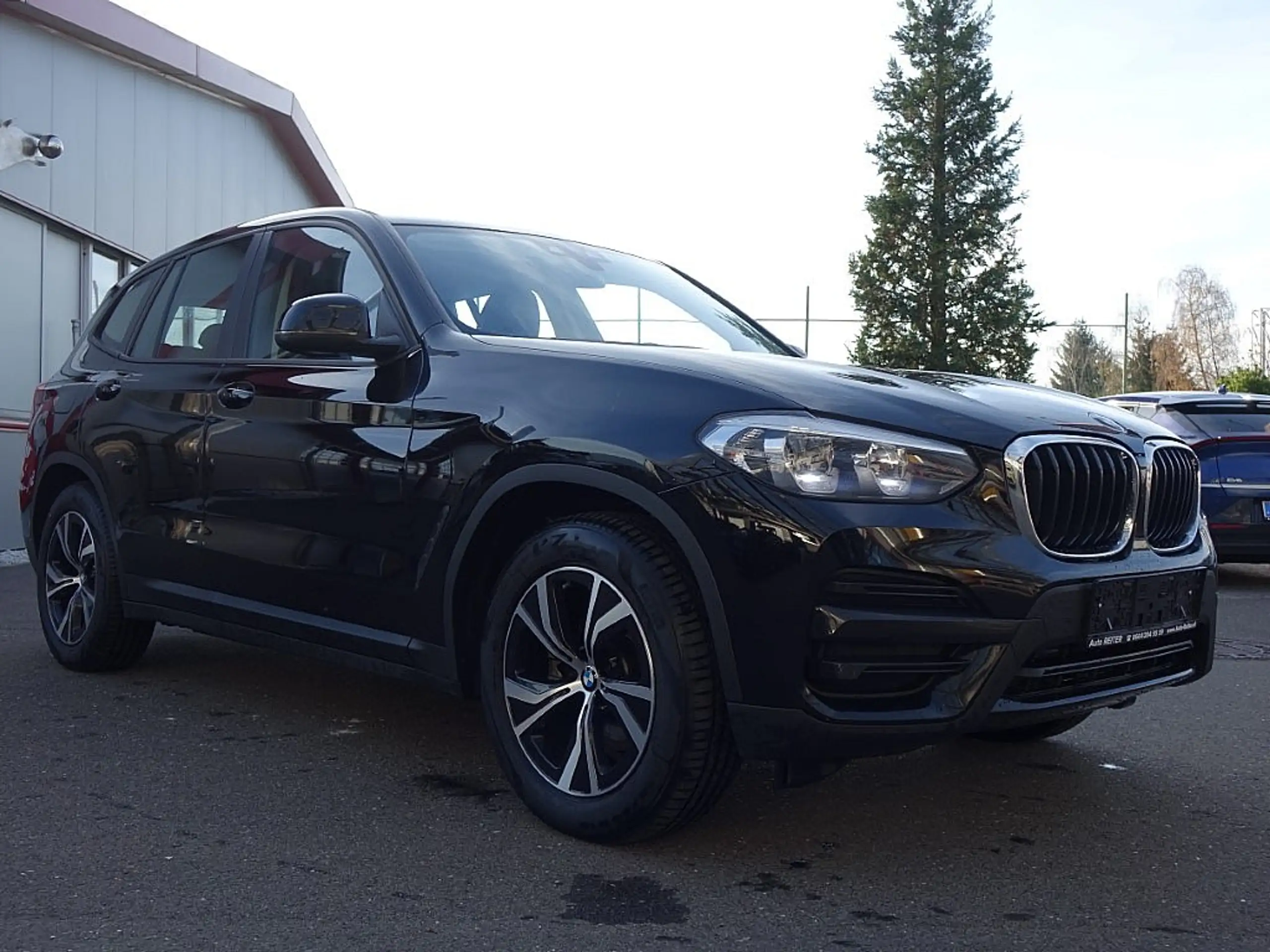 BMW - X3