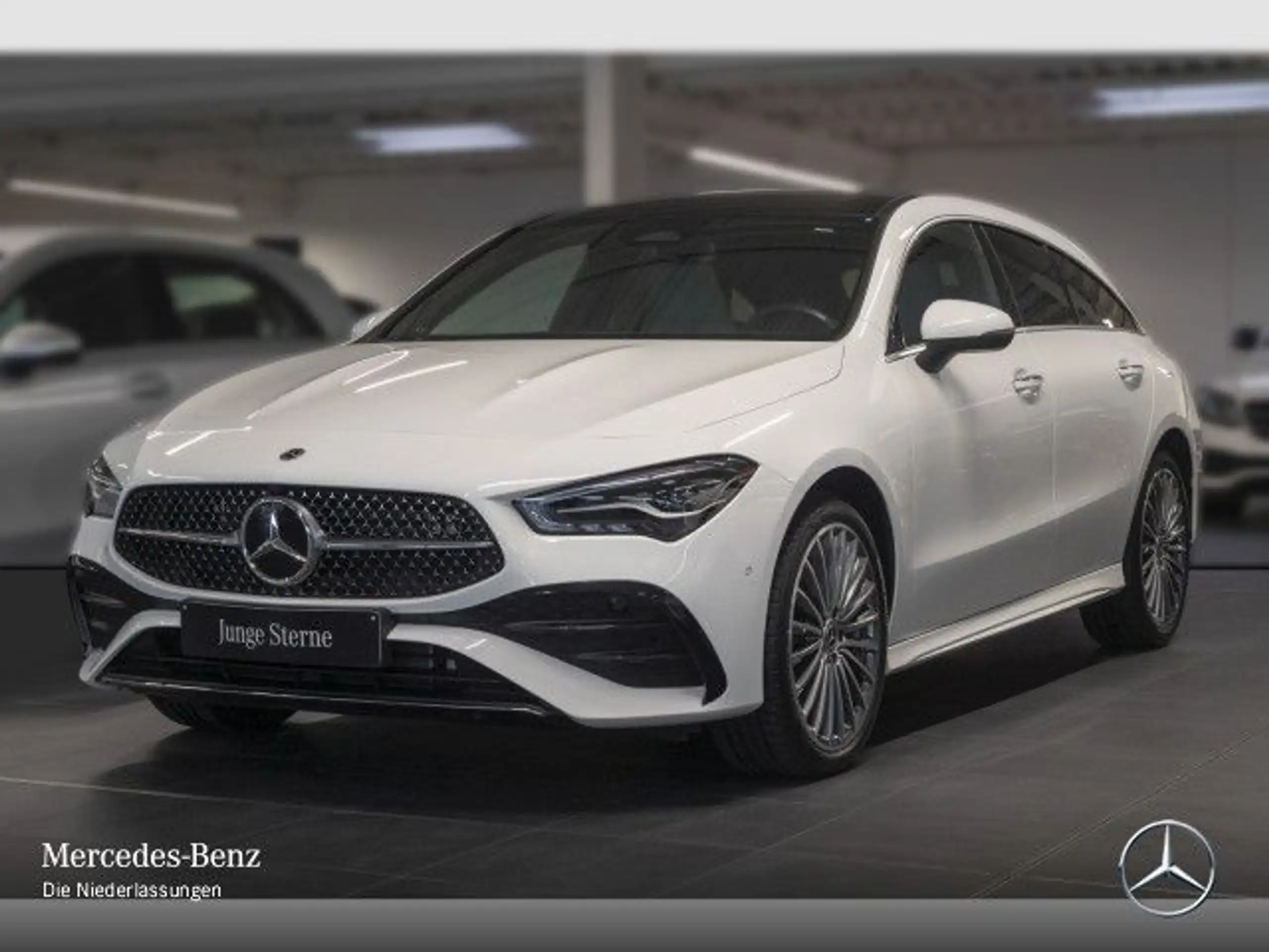 Mercedes-Benz - CLA 250