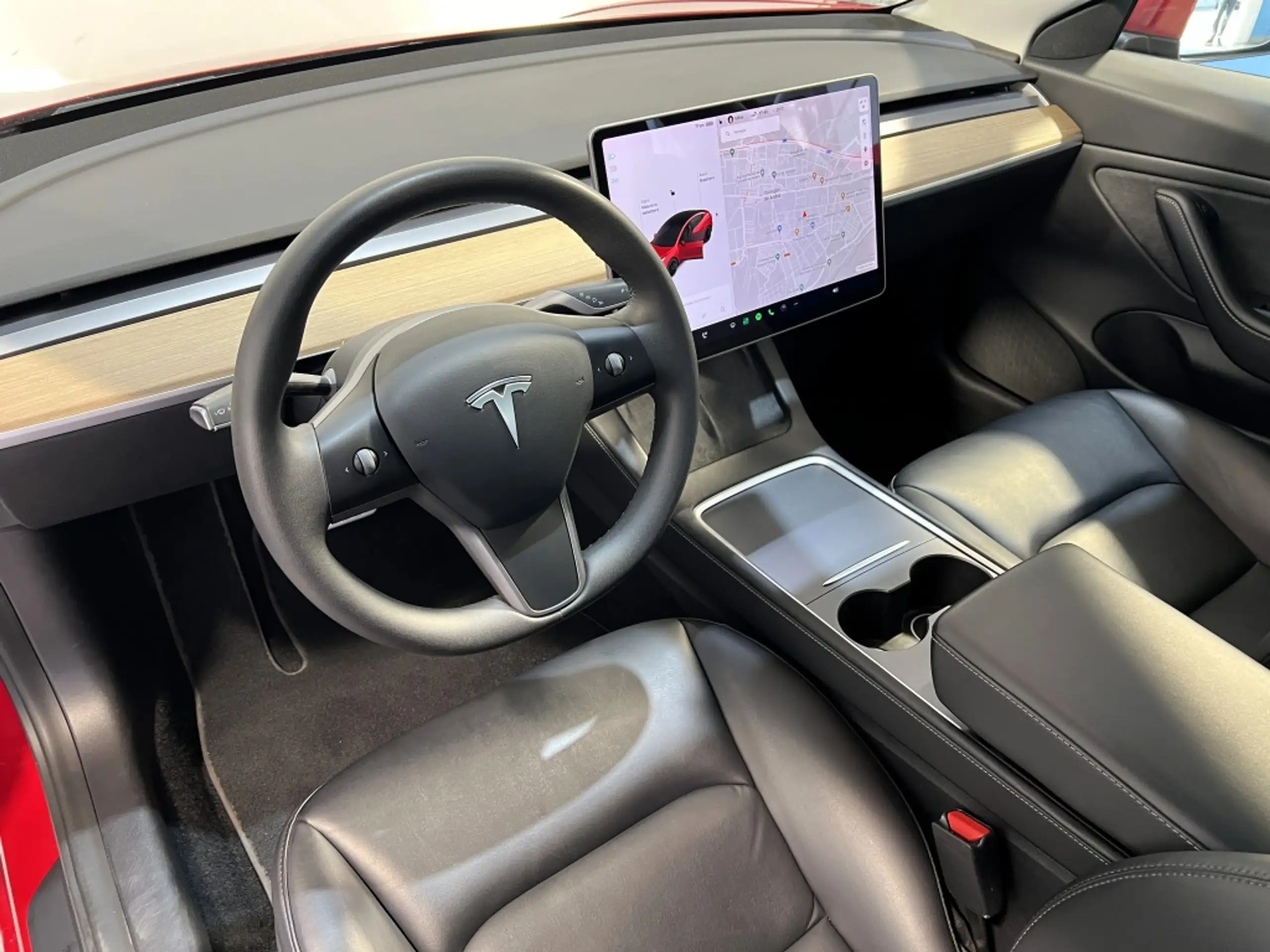 Tesla - Model 3