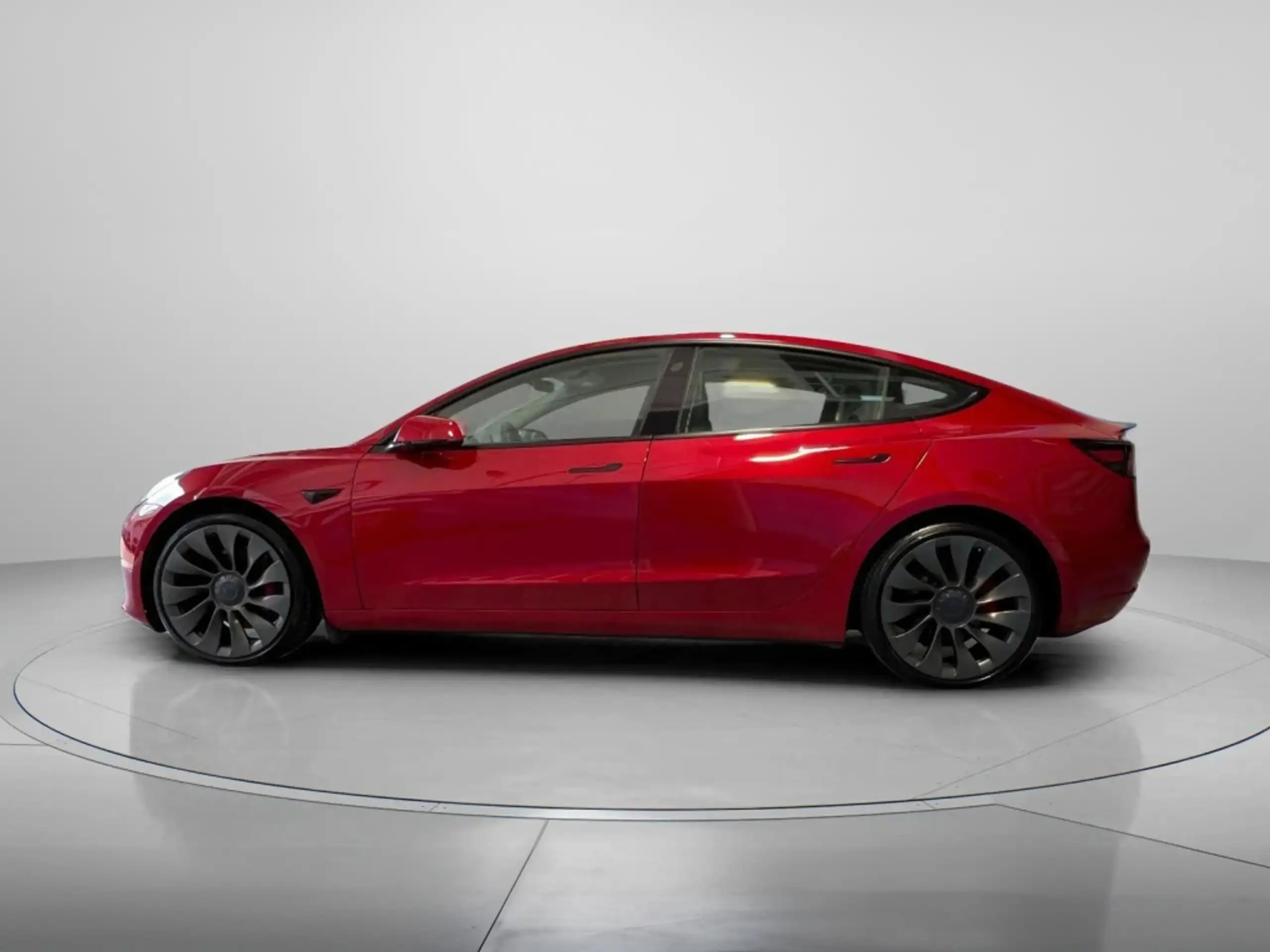 Tesla - Model 3