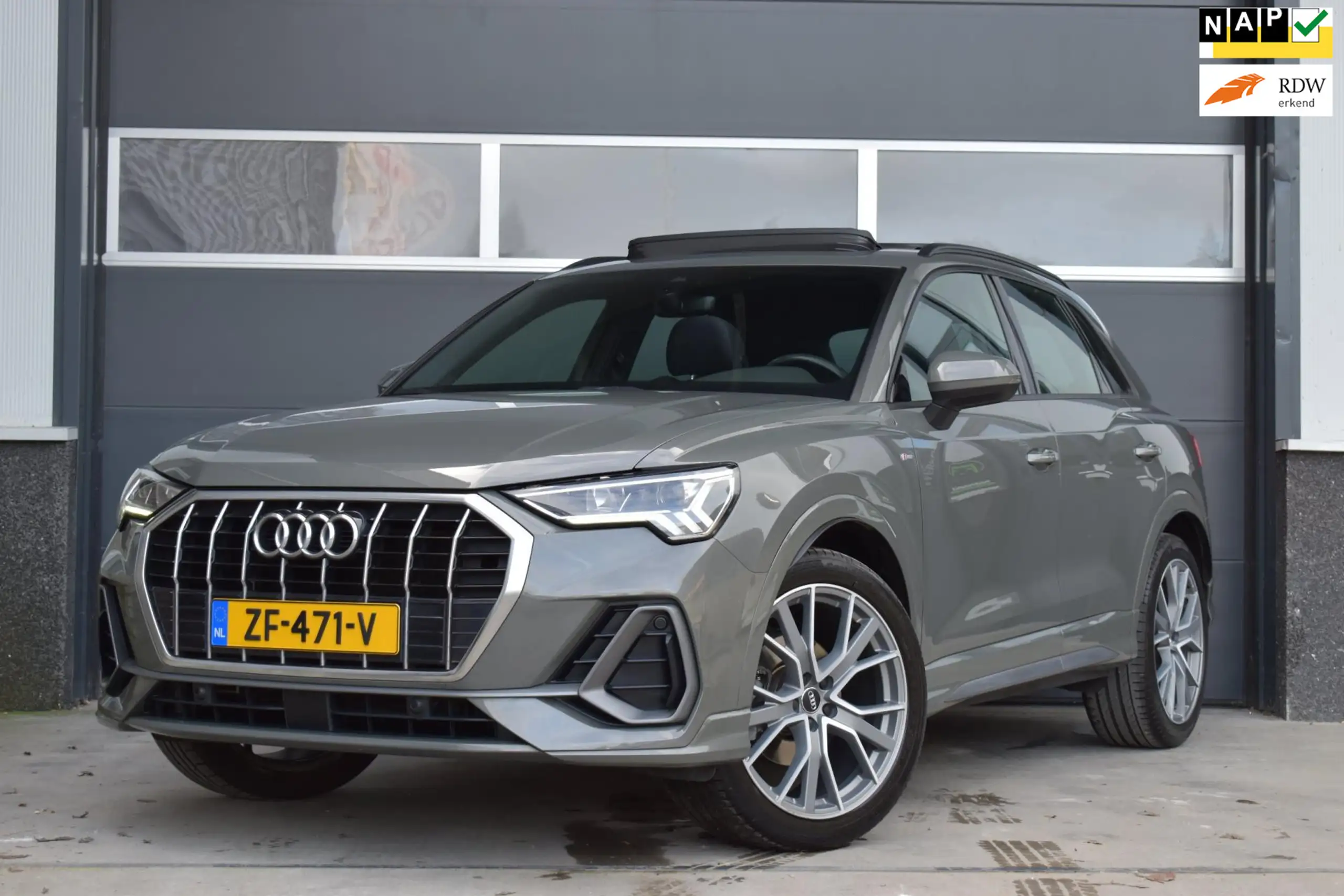 Audi - Q3