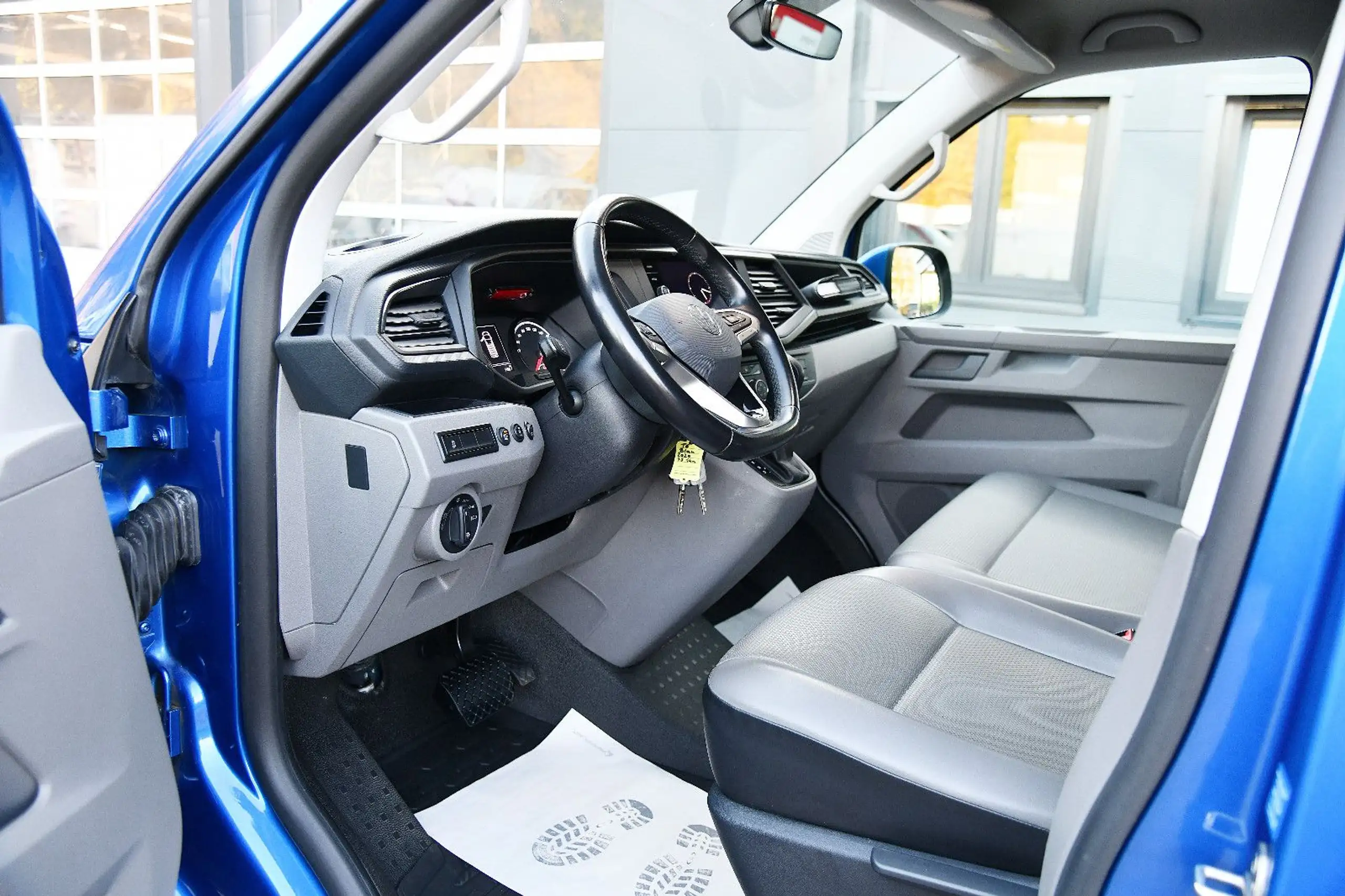 Volkswagen - T6 Transporter