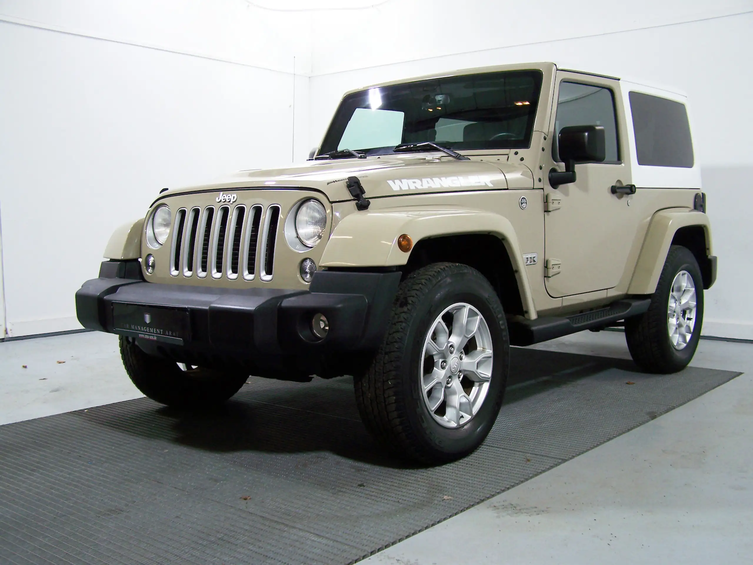 Jeep - Wrangler