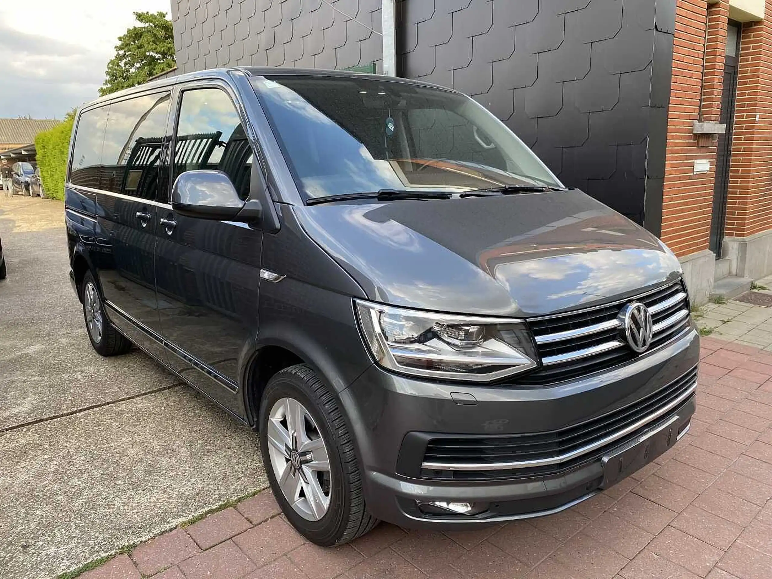 Volkswagen - T6 Caravelle