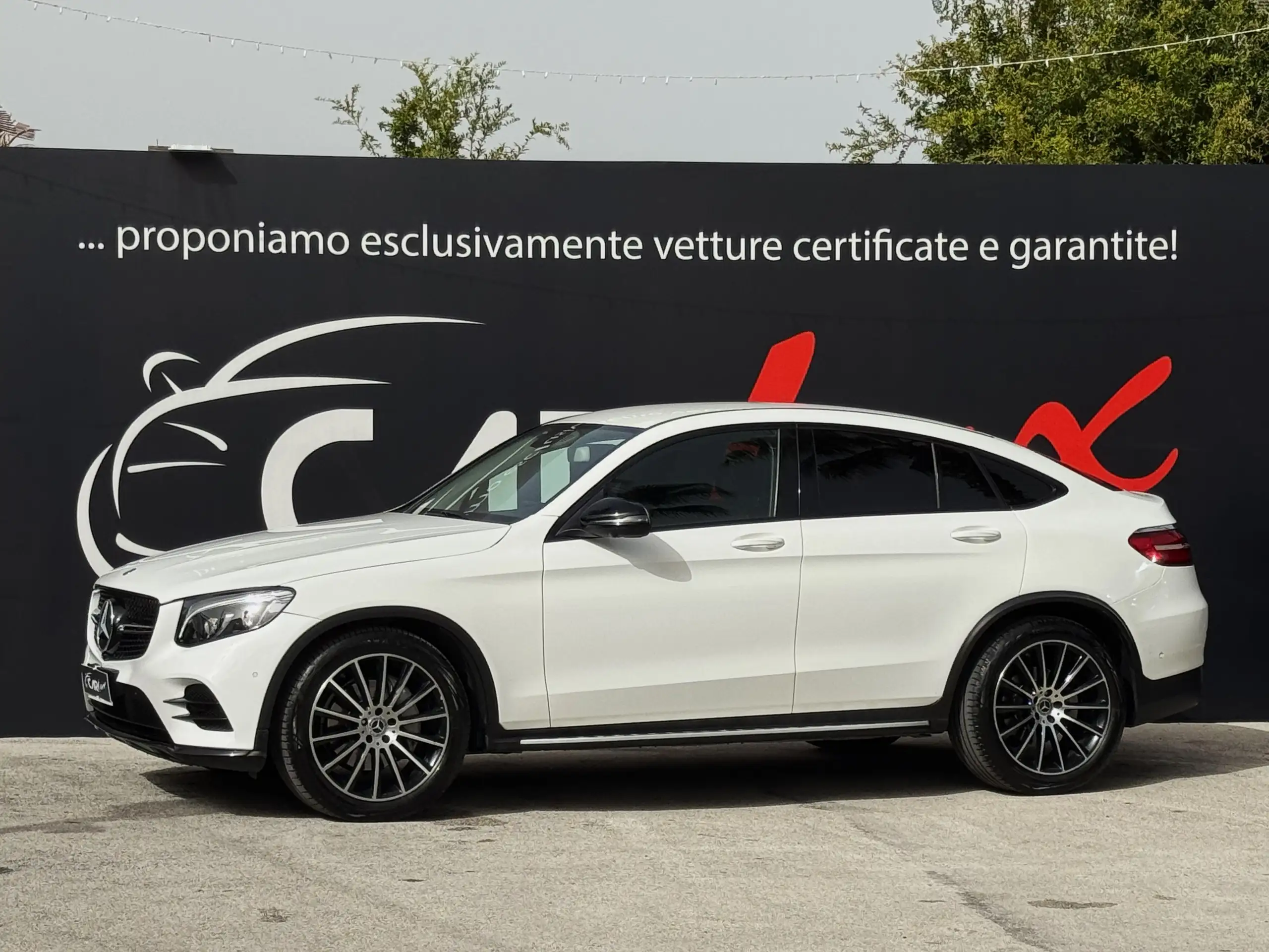 Mercedes-Benz - GLC 250