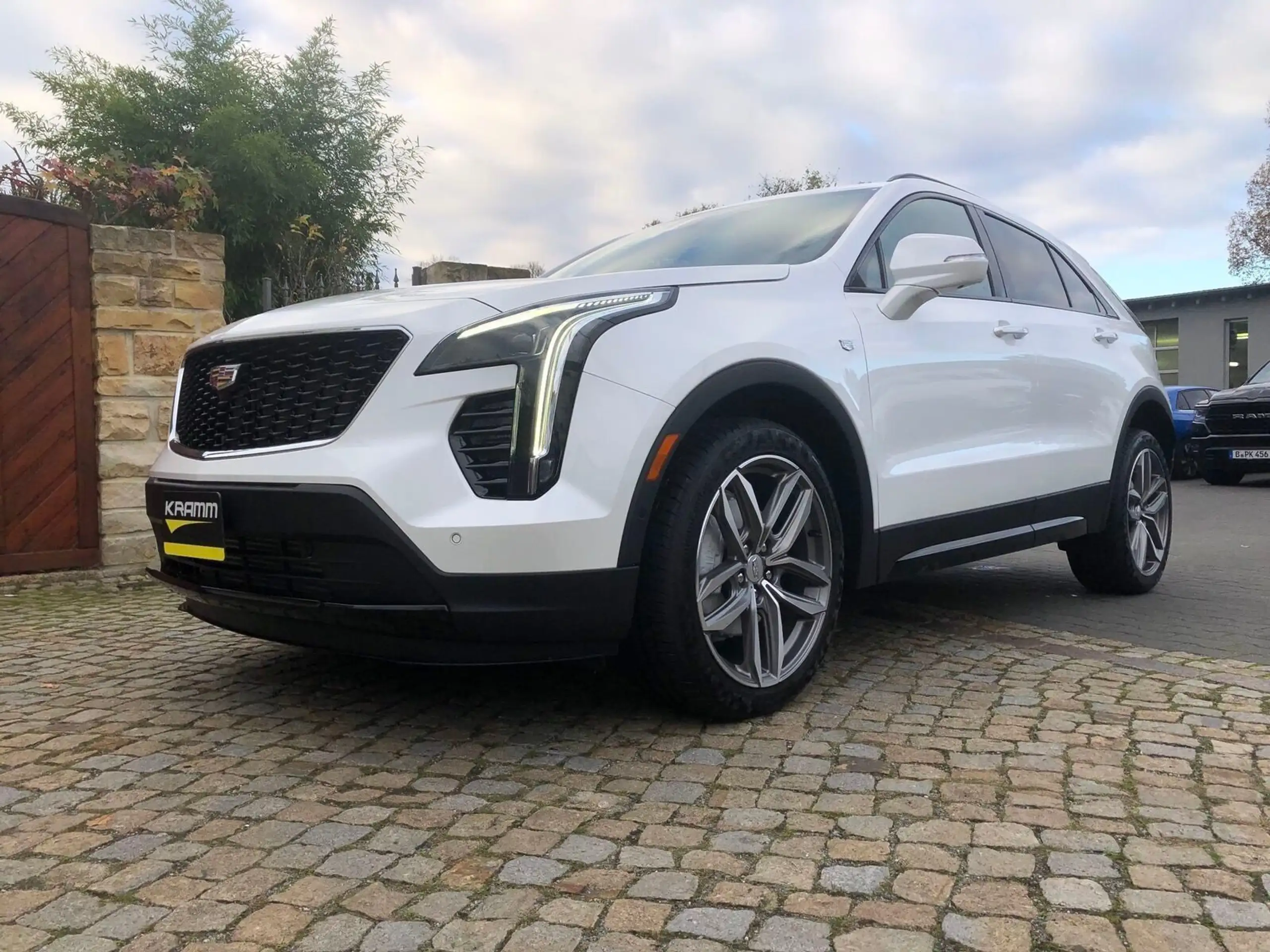 Cadillac - XT4