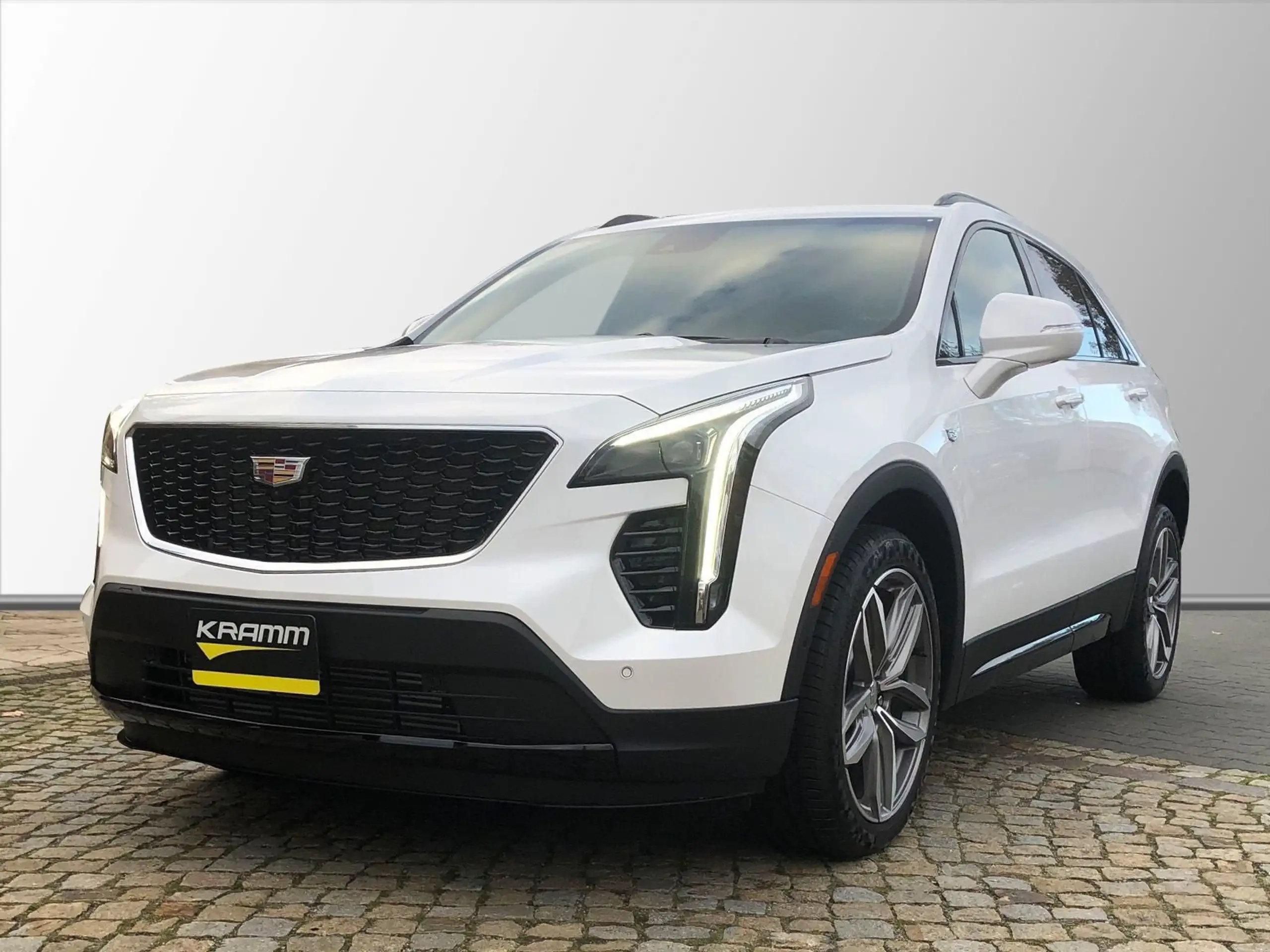 Cadillac - XT4