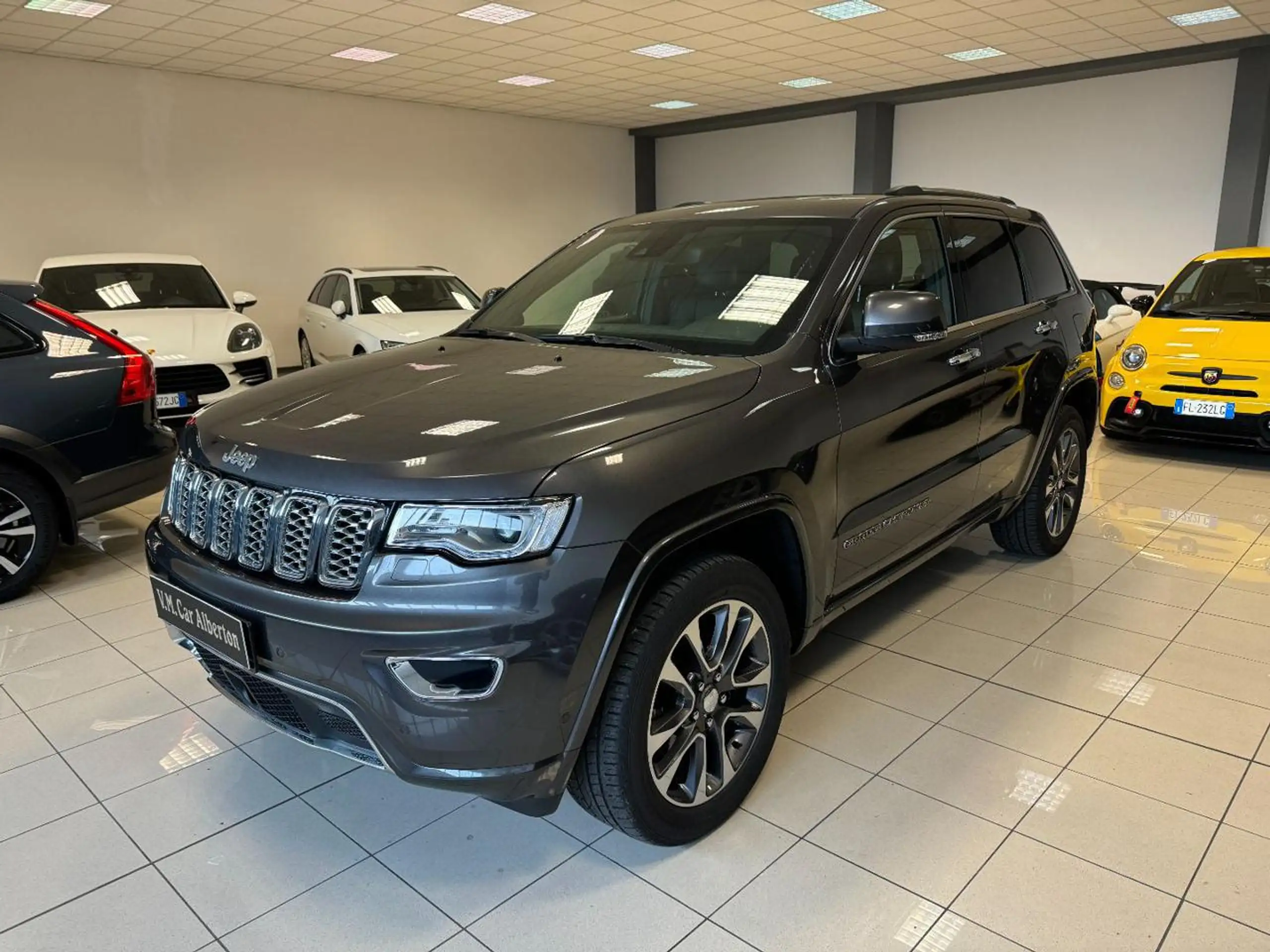 Jeep - Grand Cherokee