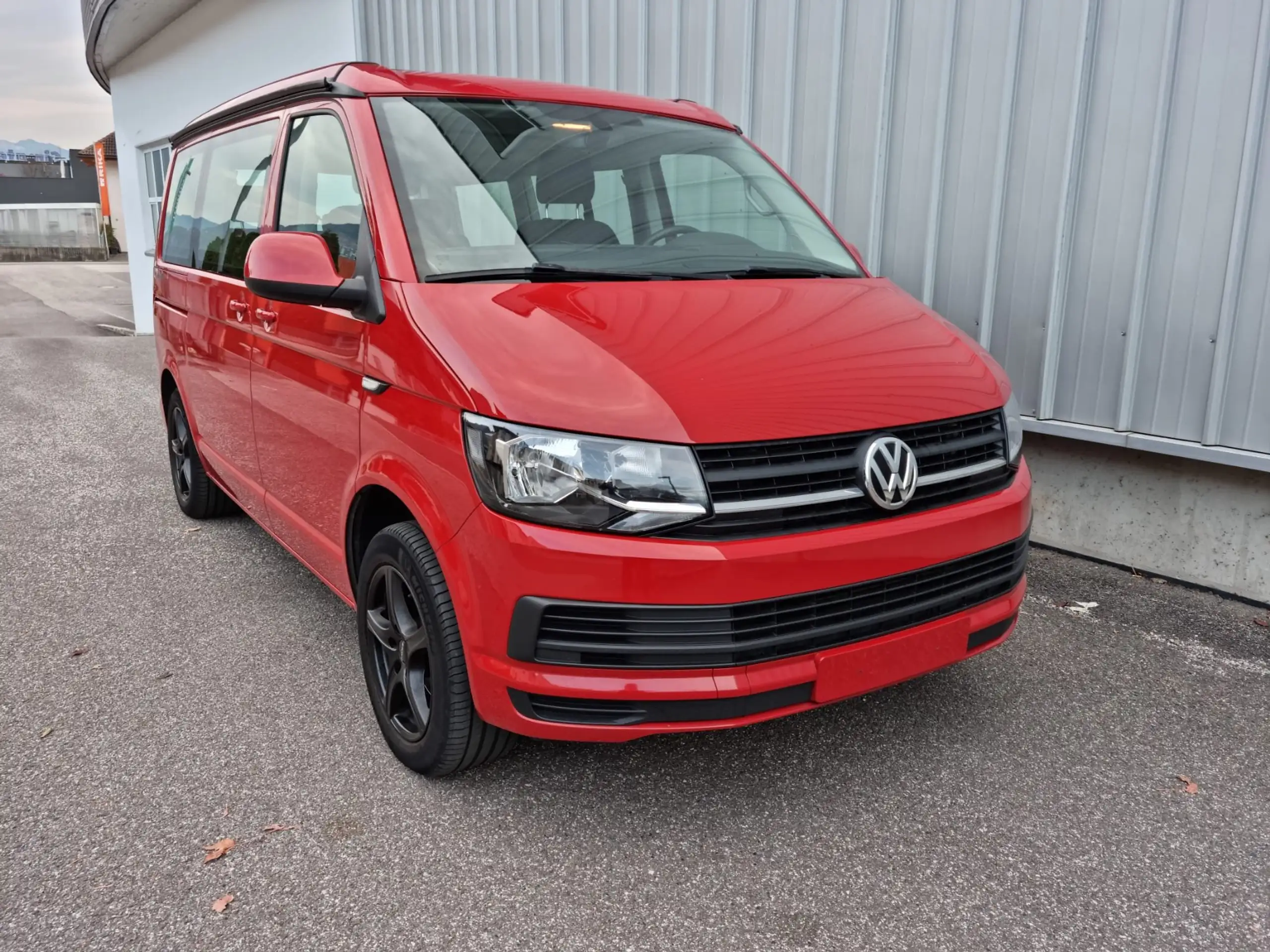 Volkswagen - T6 California