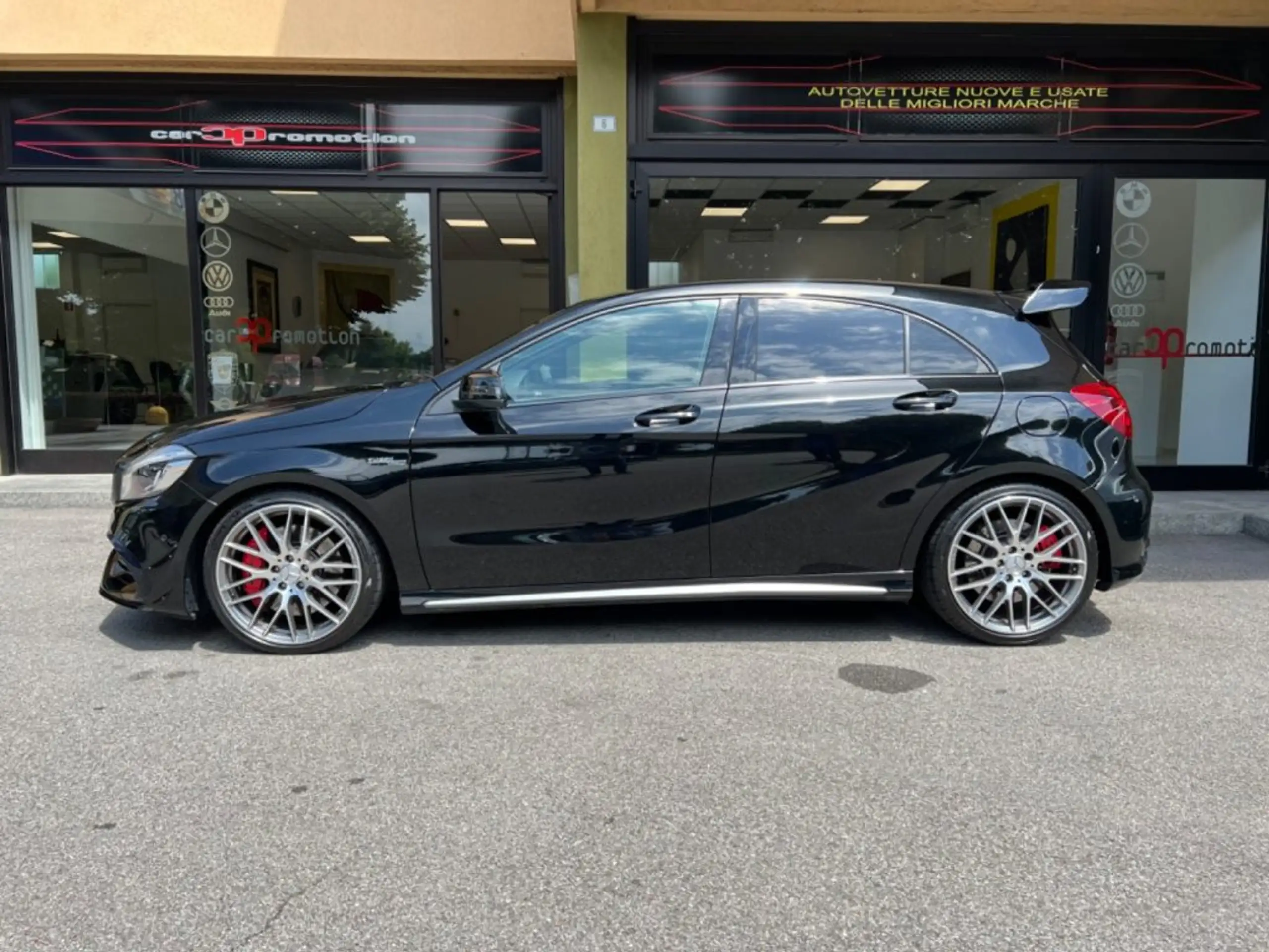 Mercedes-Benz - A 45 AMG