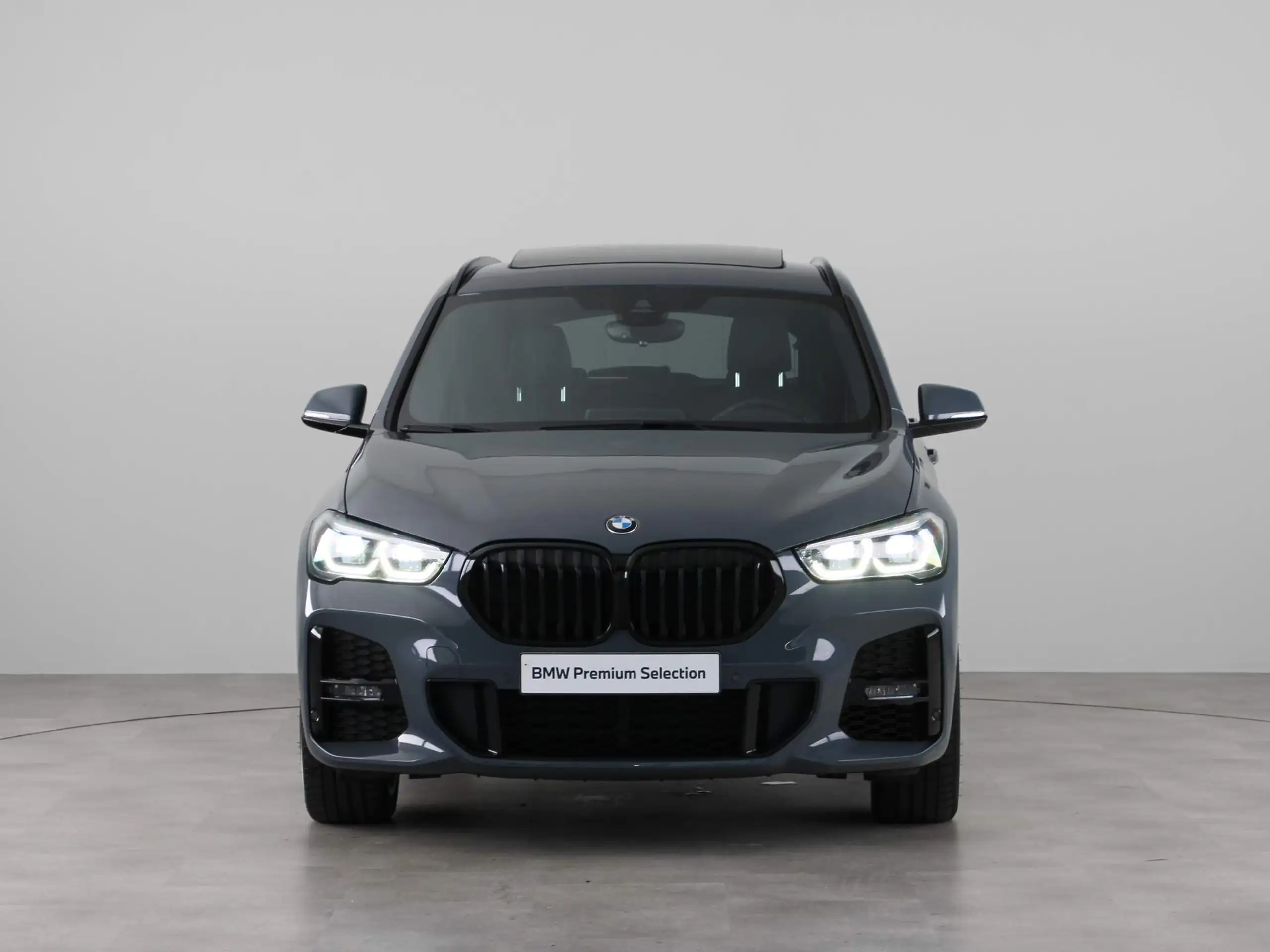 BMW - X1