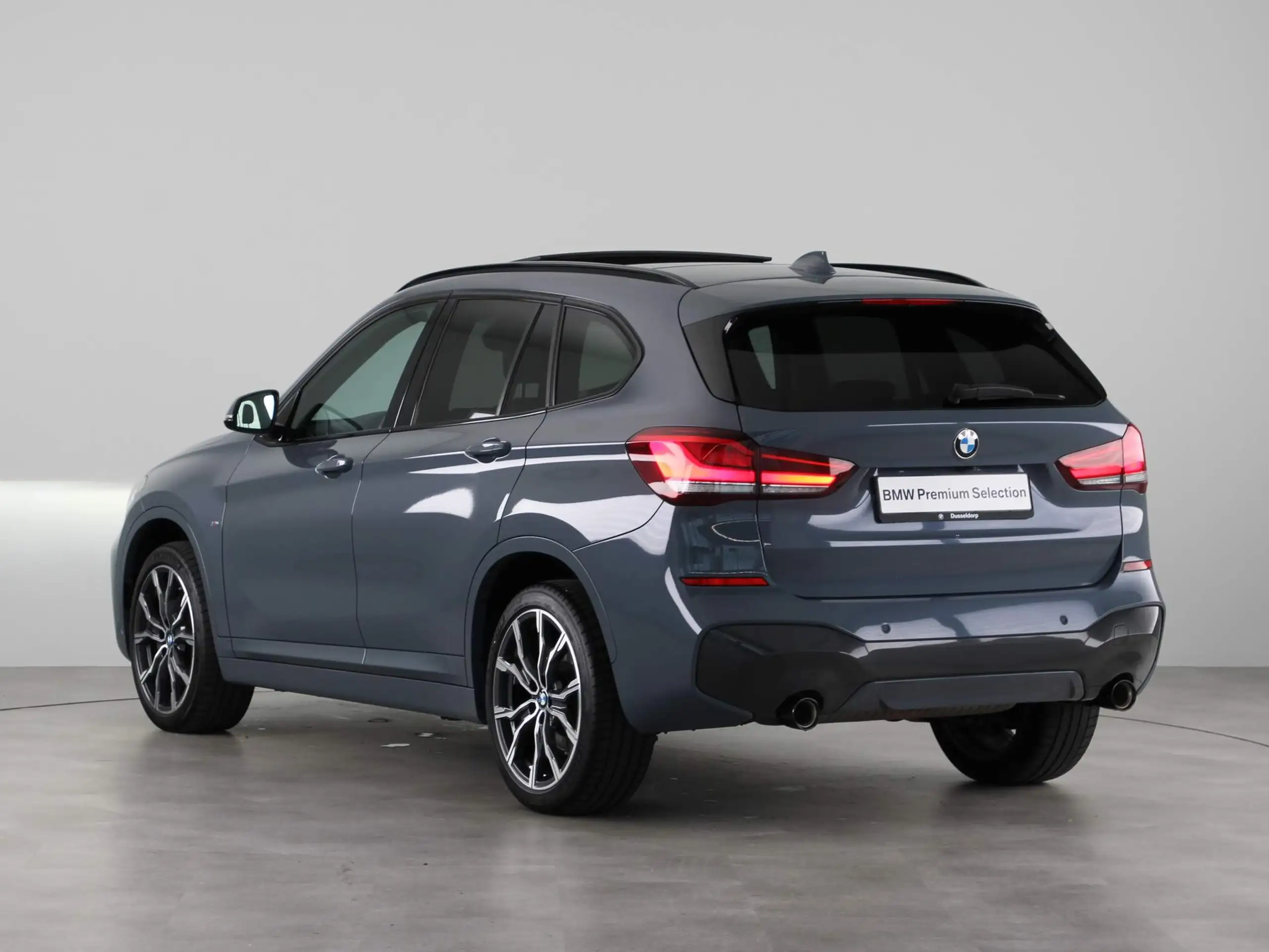 BMW - X1