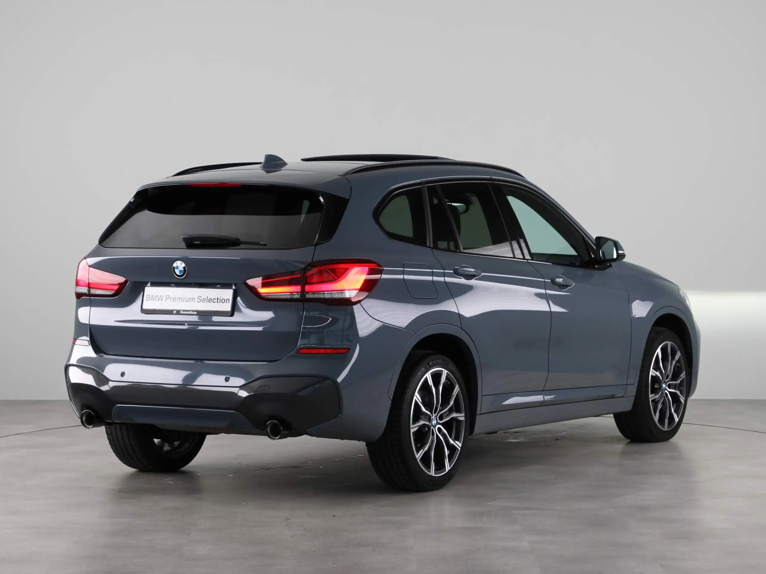 BMW - X1