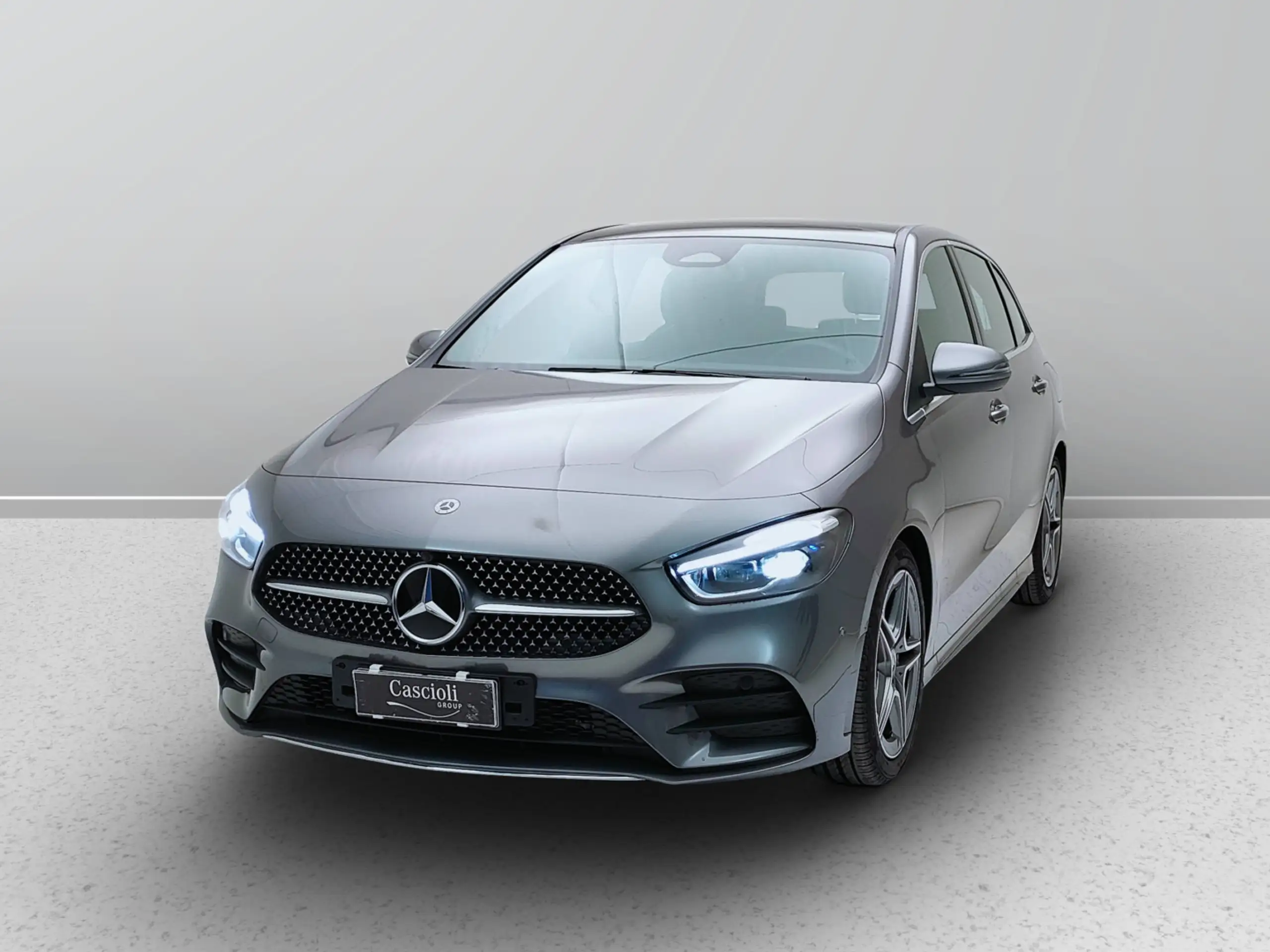 Mercedes-Benz B 180 2023